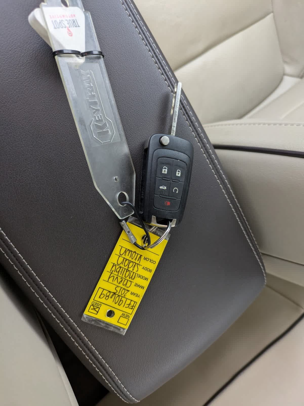 Thumbnail: 2015 Chevrolet Malibu - 19