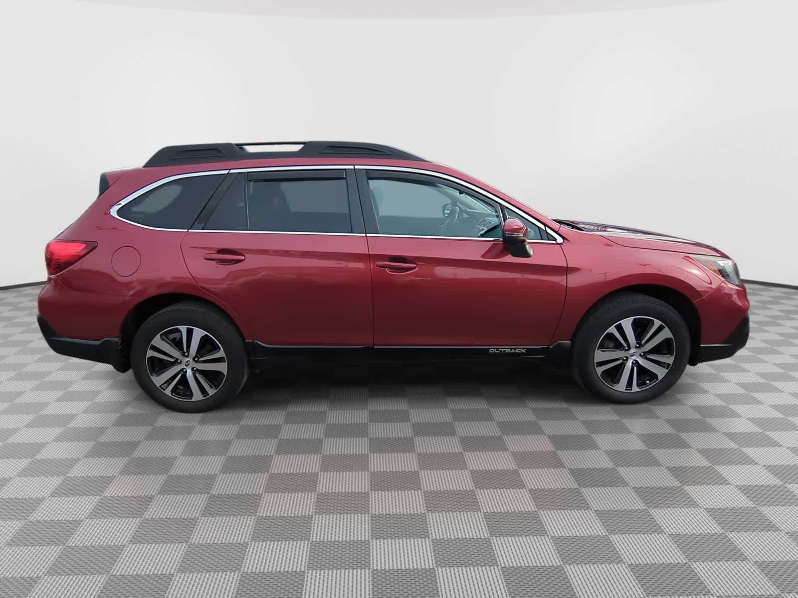 Thumbnail: 2019 Subaru Outback - 9