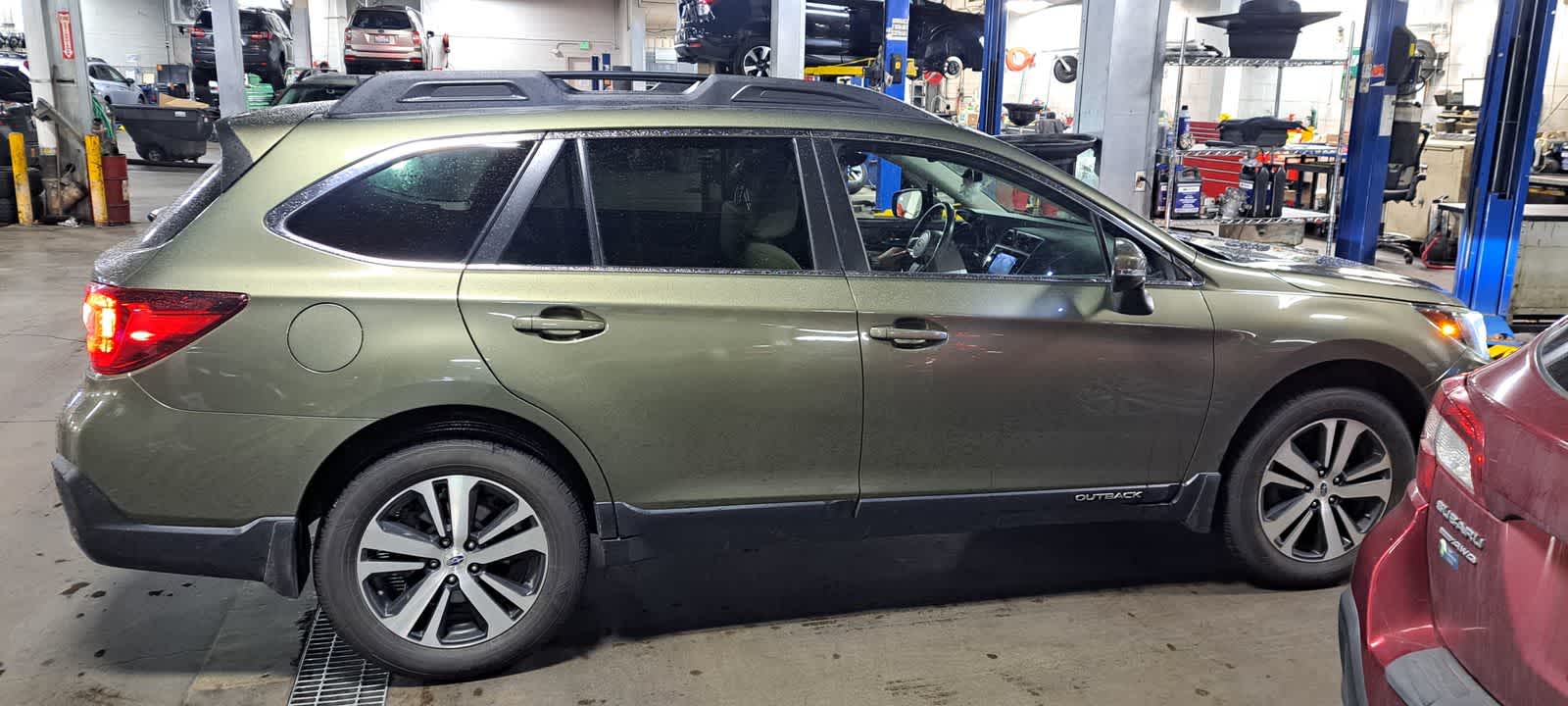 Thumbnail: 2019 Subaru Outback - 4