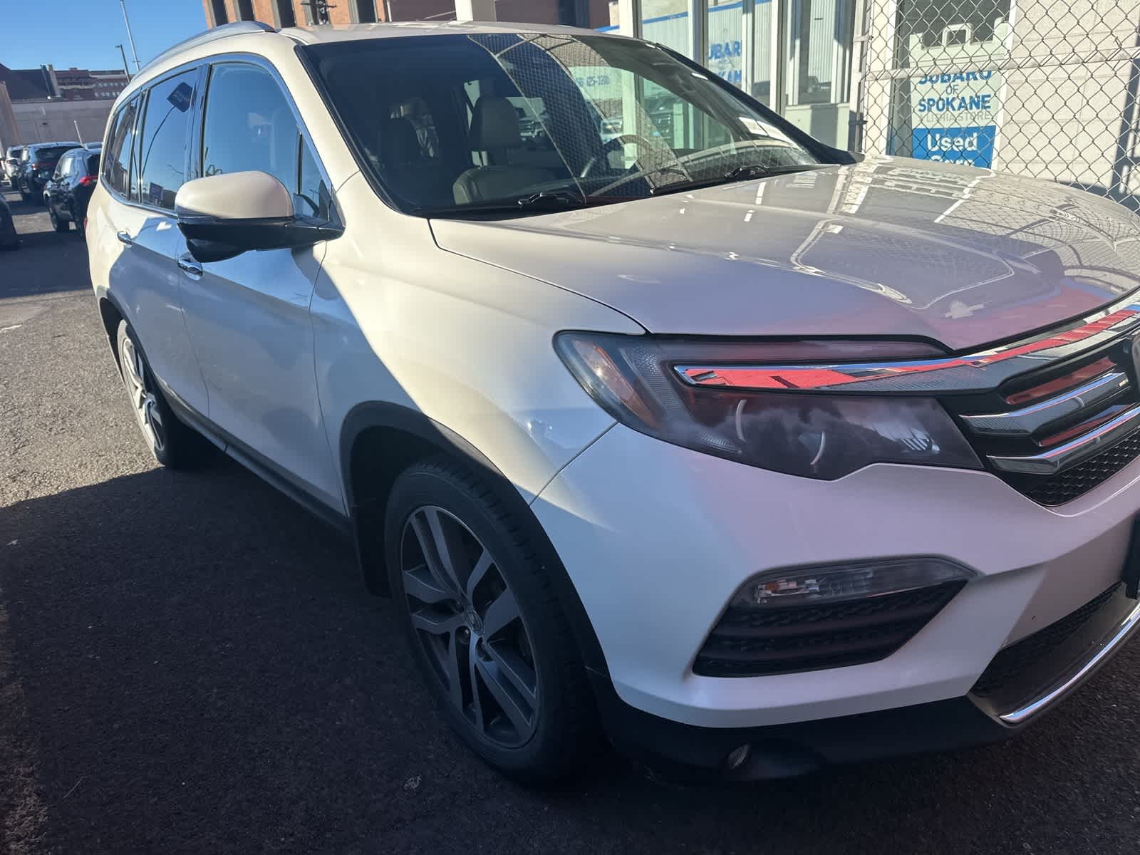 Thumbnail: 2016 Honda Pilot - 2