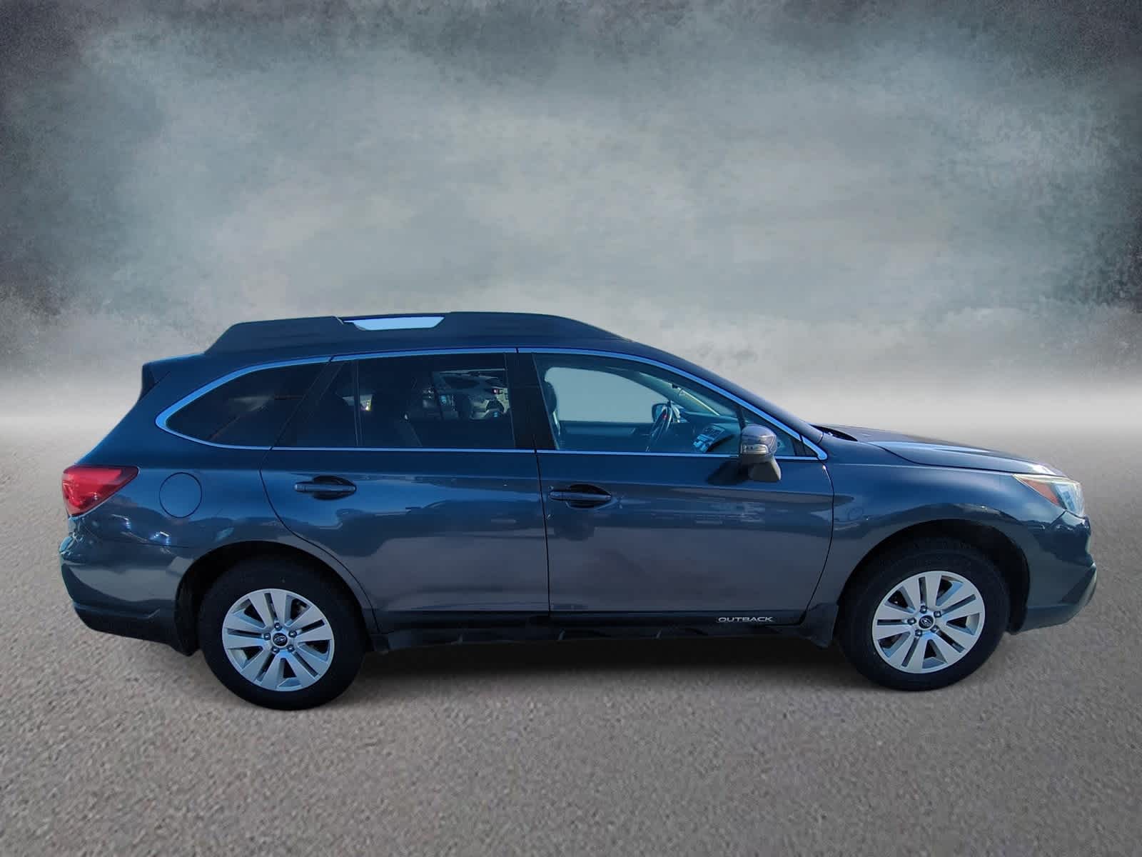 Thumbnail: 2017 Subaru Outback - 9