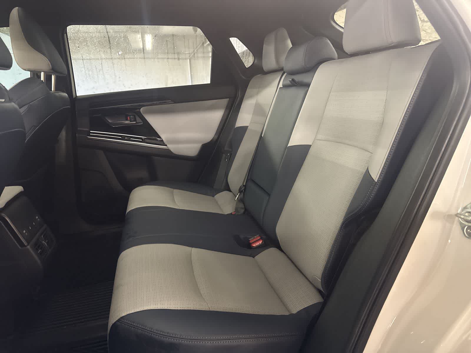 Thumbnail: 2023 Subaru Solterra - 21