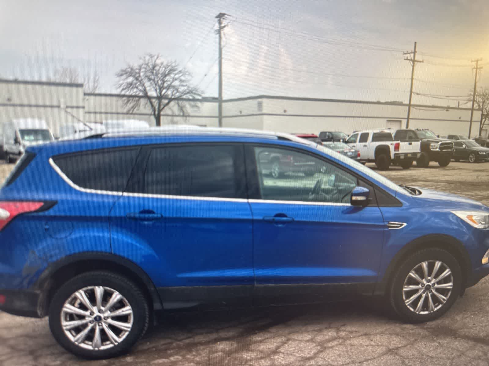 Thumbnail: 2017 Ford Escape - 6