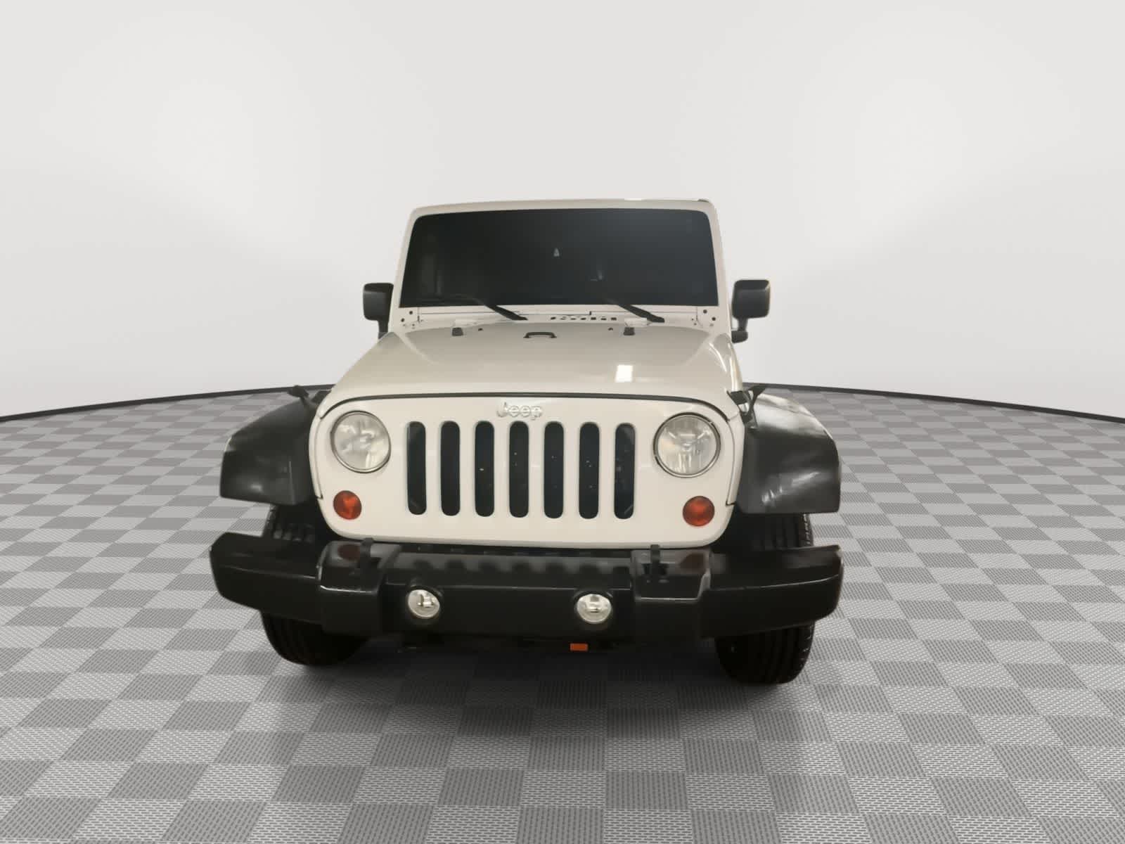 Thumbnail: 2013 Jeep Wrangler - 8