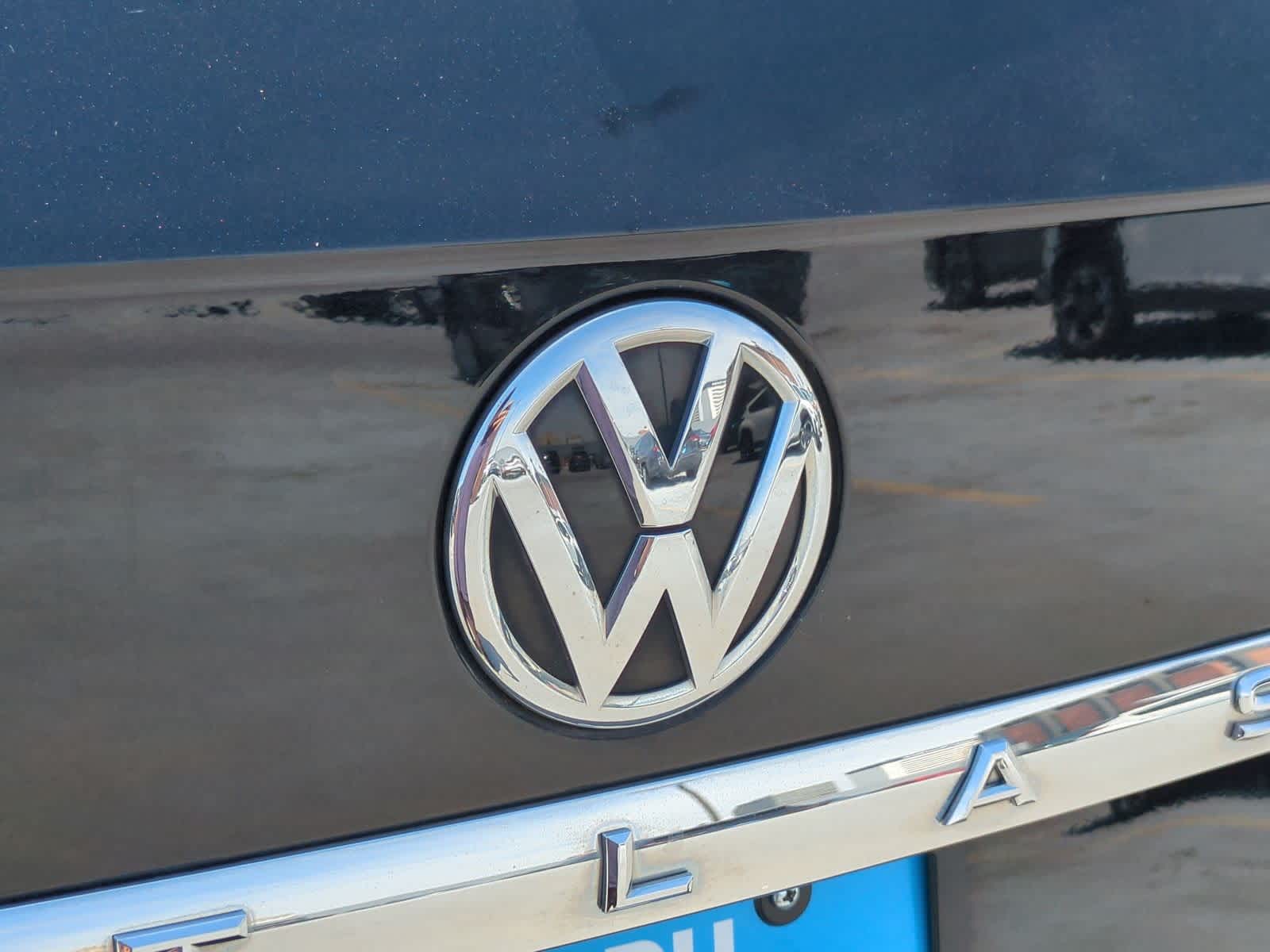 Thumbnail: 2018 Volkswagen Atlas - 12