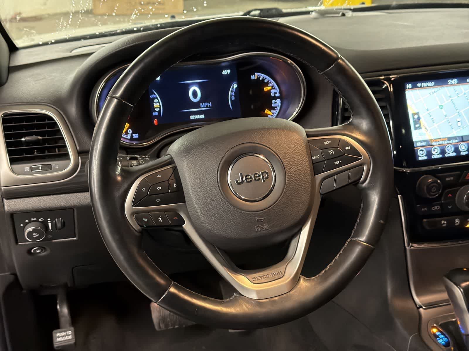 Thumbnail: 2021 Jeep Grand Cherokee - 25