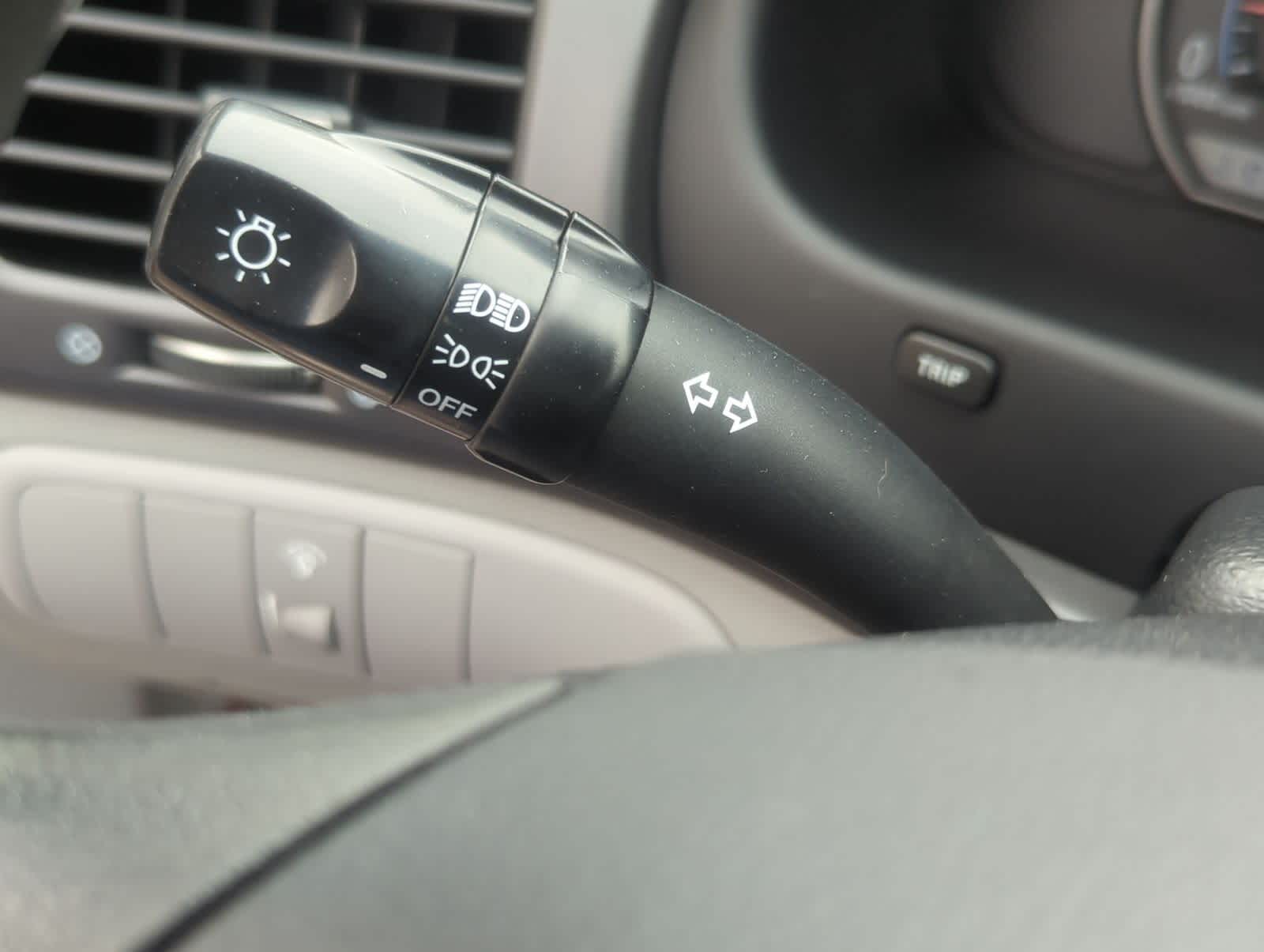 Thumbnail: 2006 Kia Optima - 26