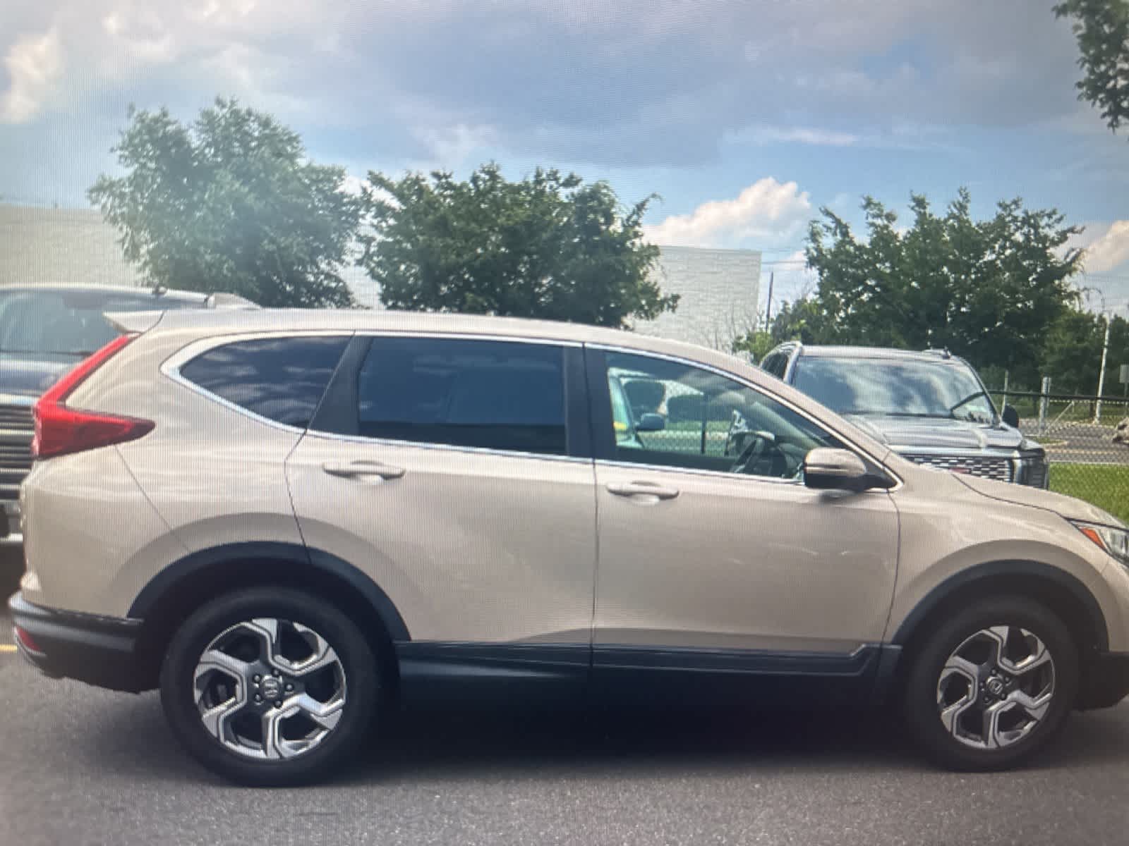 Thumbnail: 2017 Honda CR-V - 6