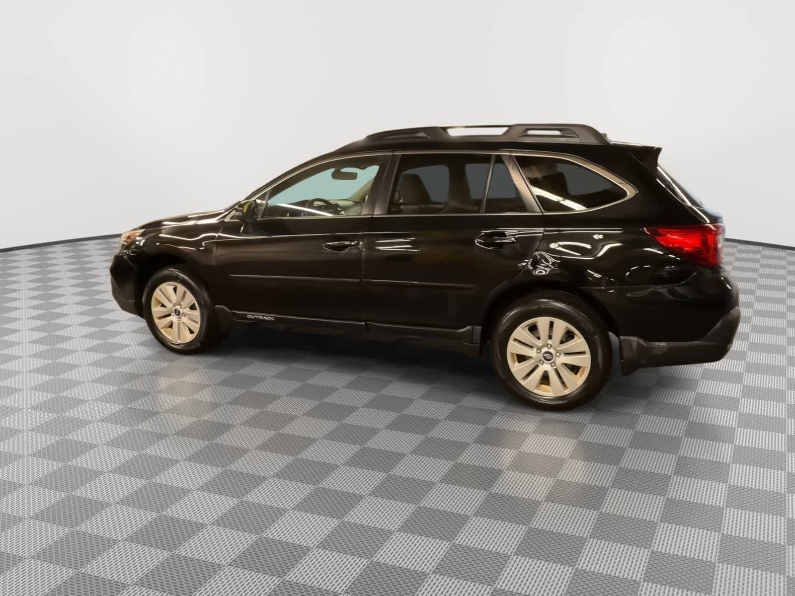 Thumbnail: 2019 Subaru Outback - 6