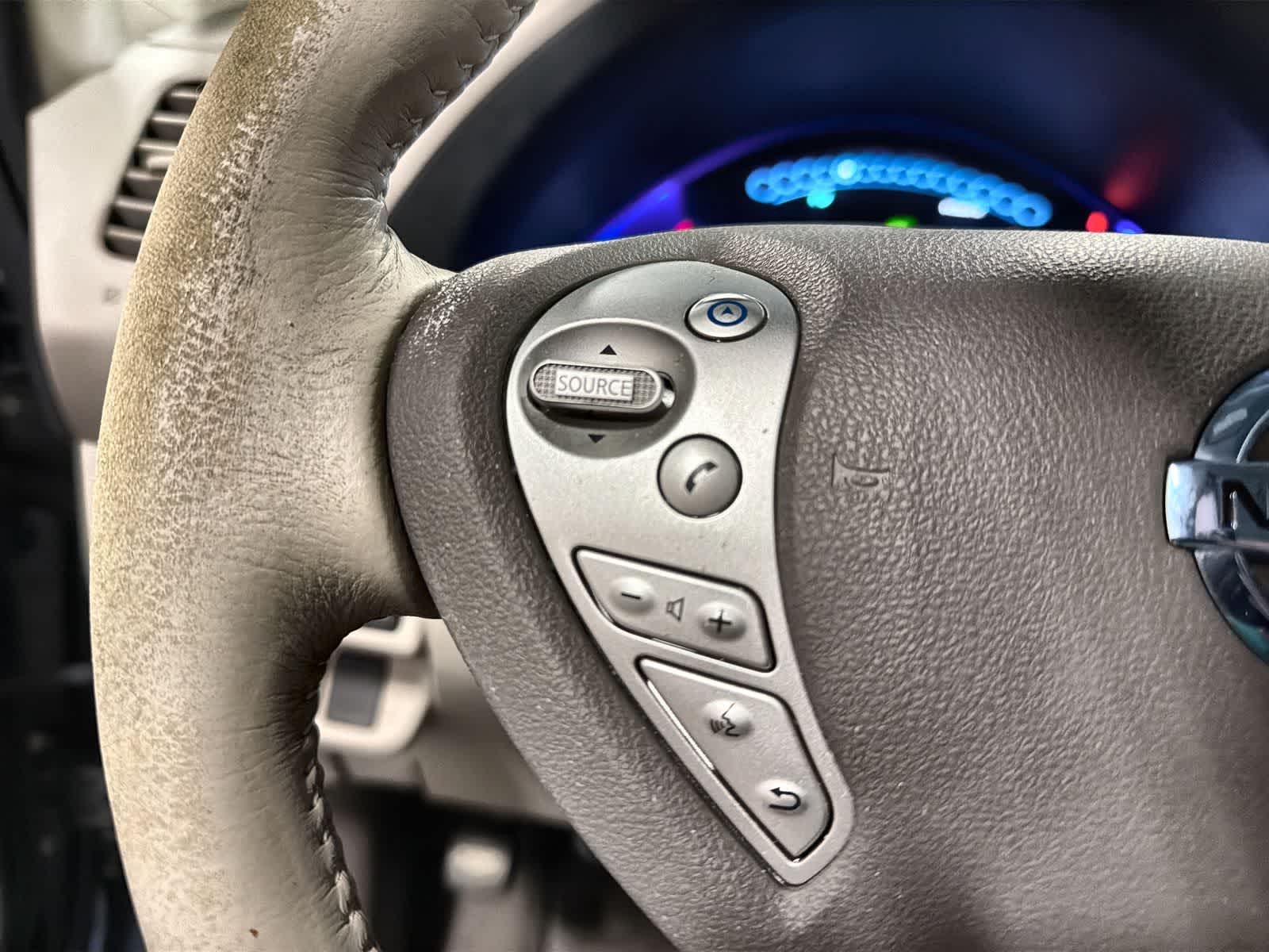 Thumbnail: 2015 Nissan Leaf - 23