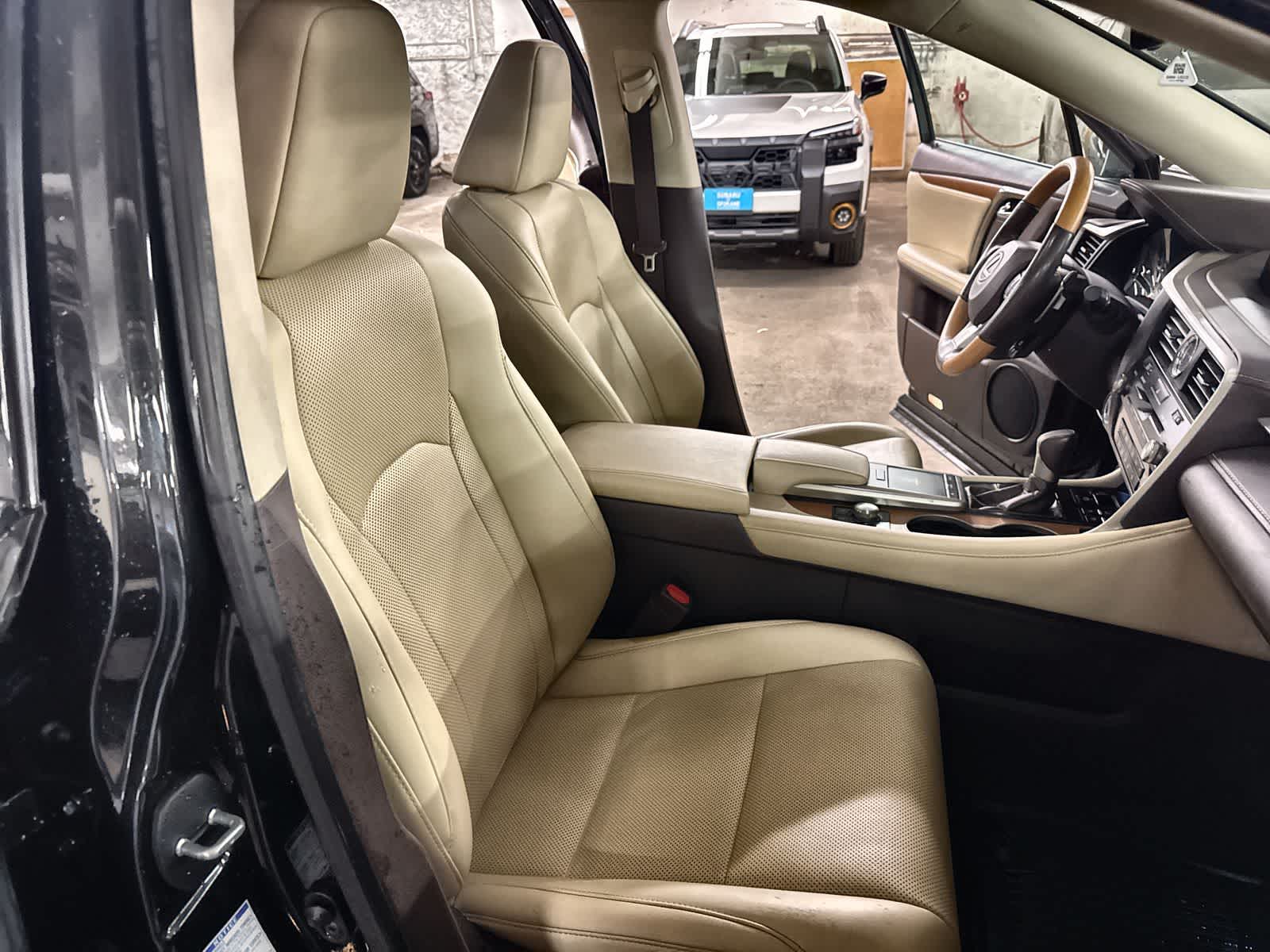 Thumbnail: 2020 Lexus RX - 23