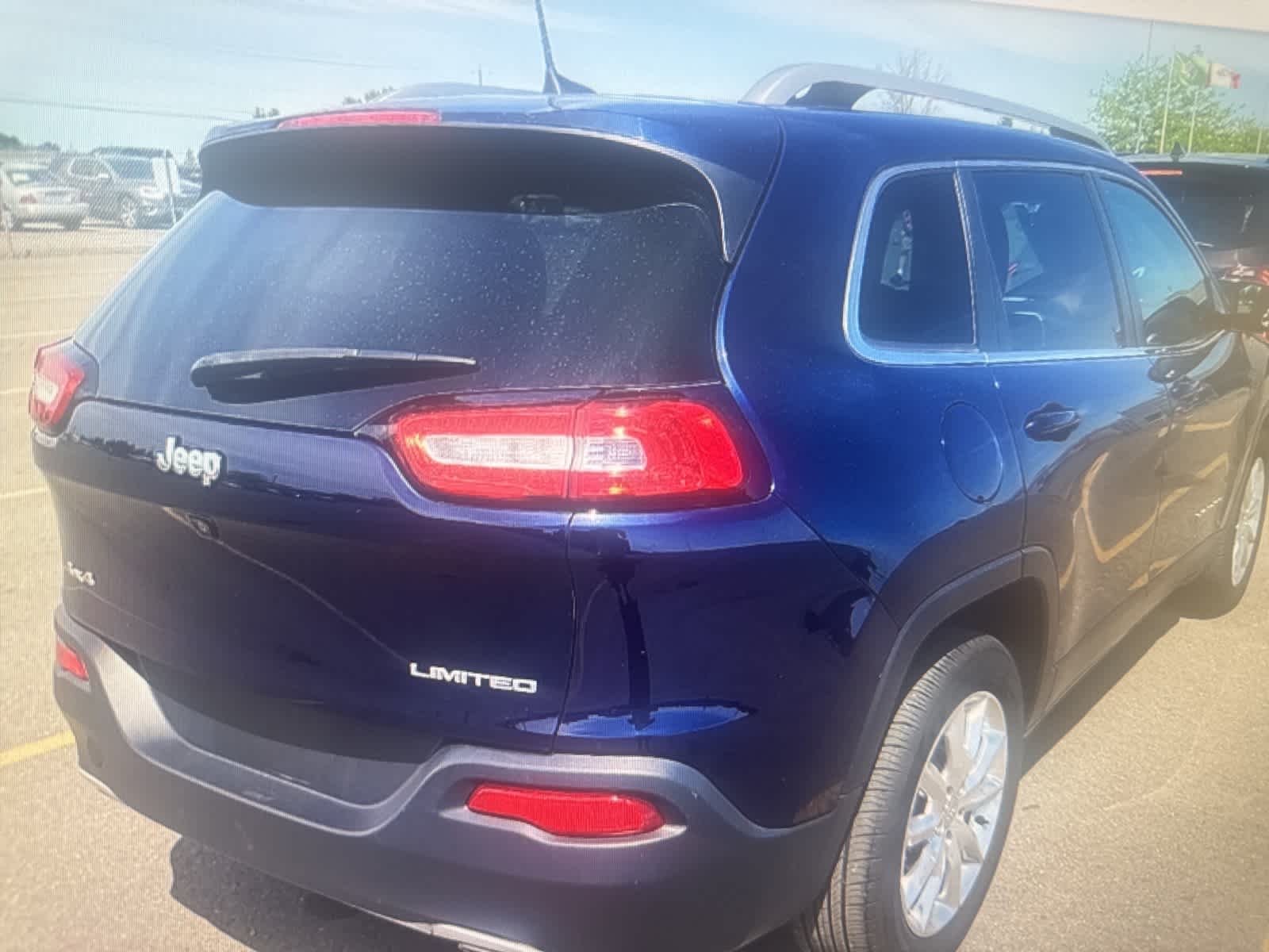2016 Jeep Cherokee Limited Edition 3
