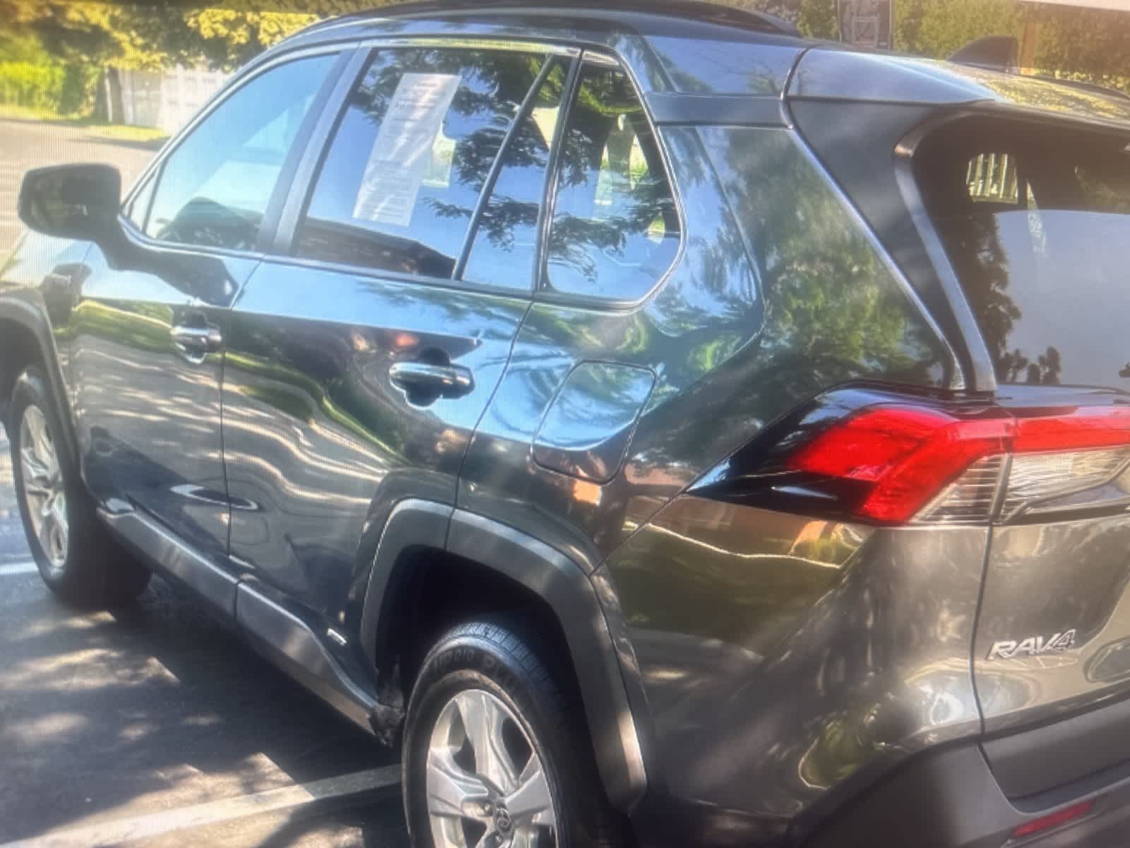 Thumbnail: 2021 Toyota RAV4 - 3