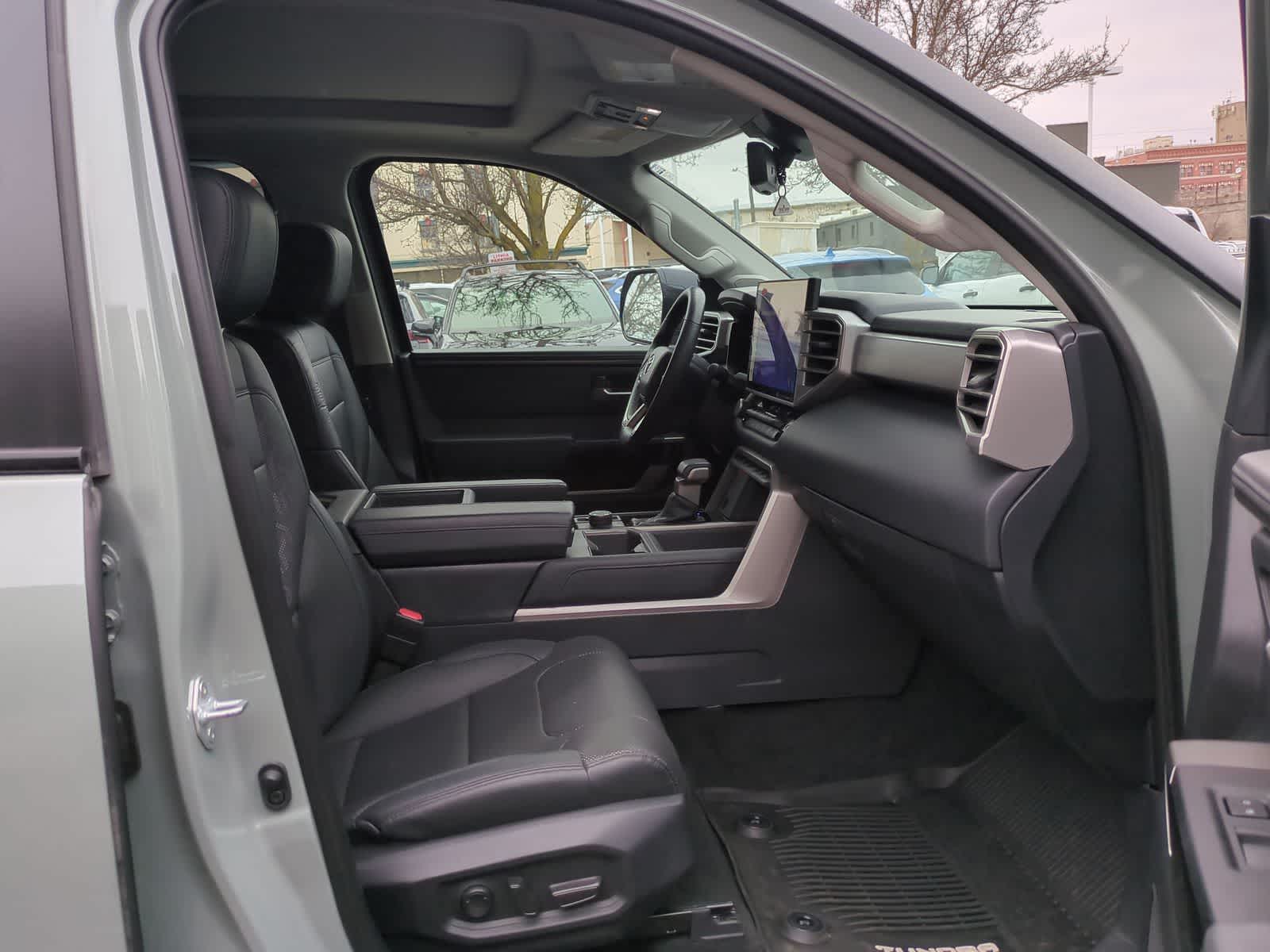 Thumbnail: 2024 Toyota Tundra - 24