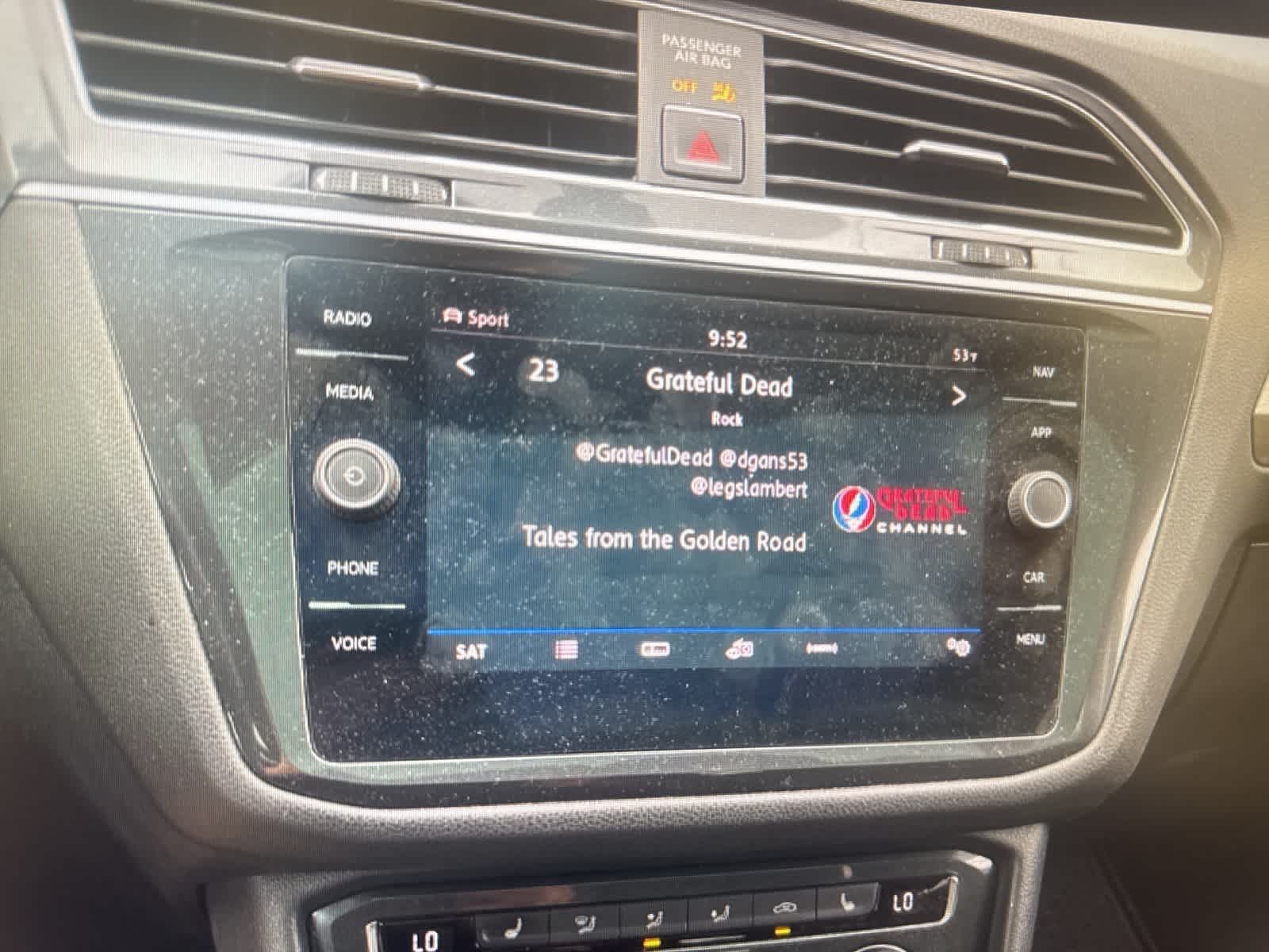 2018 Volkswagen Tiguan SEL 17