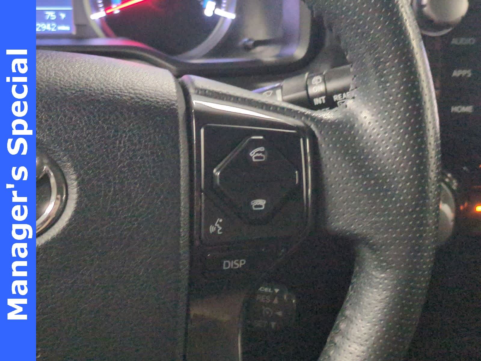 Thumbnail: 2016 Toyota 4Runner - 25