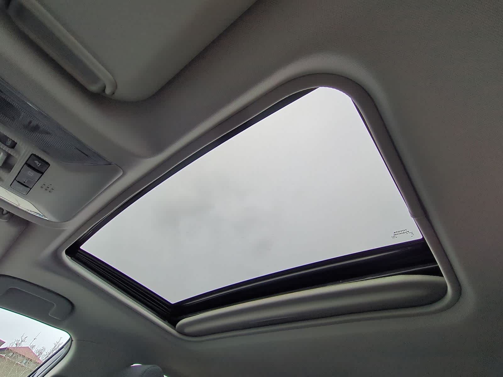 Thumbnail: 2020 Toyota RAV4 - 20