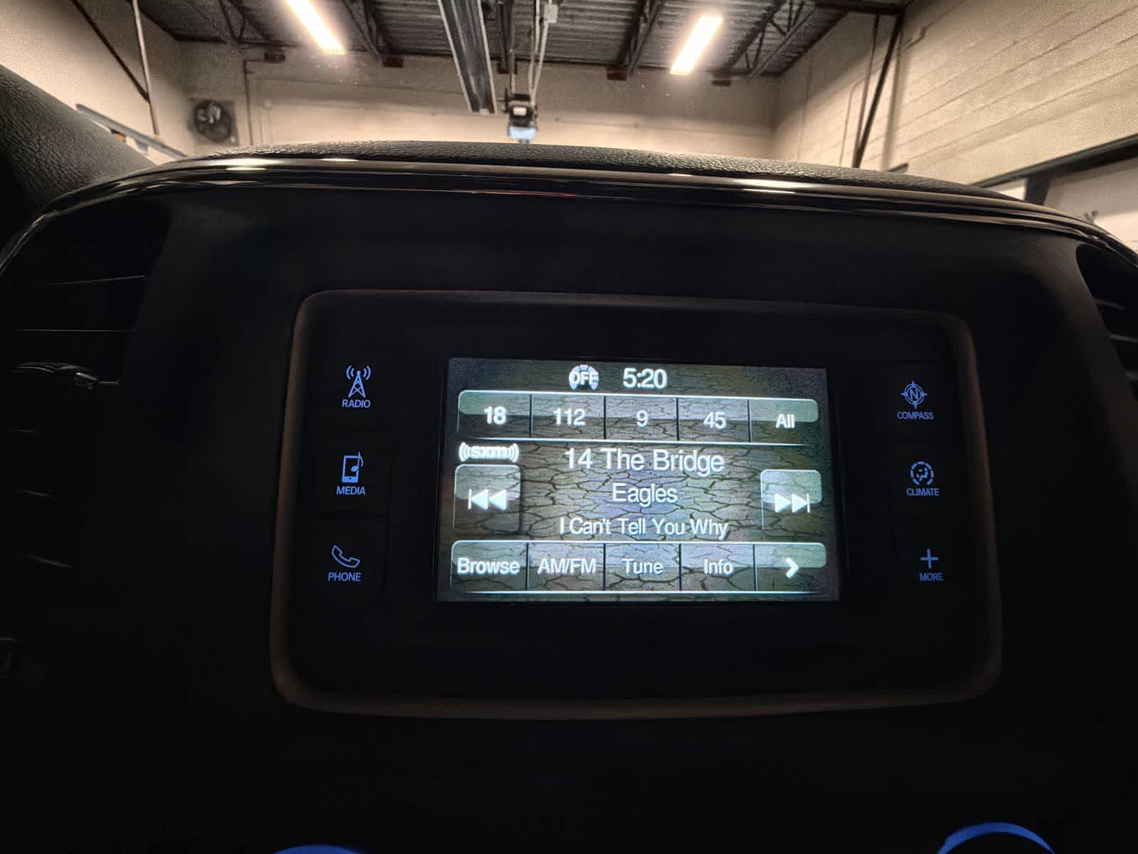 Thumbnail: 2015 Jeep Grand Cherokee - 31