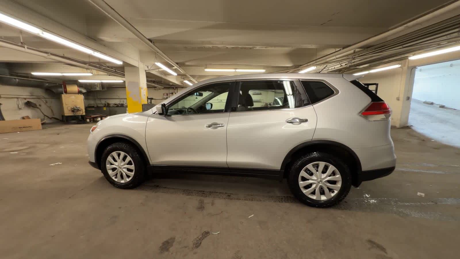Thumbnail: 2015 Nissan Rogue - 5