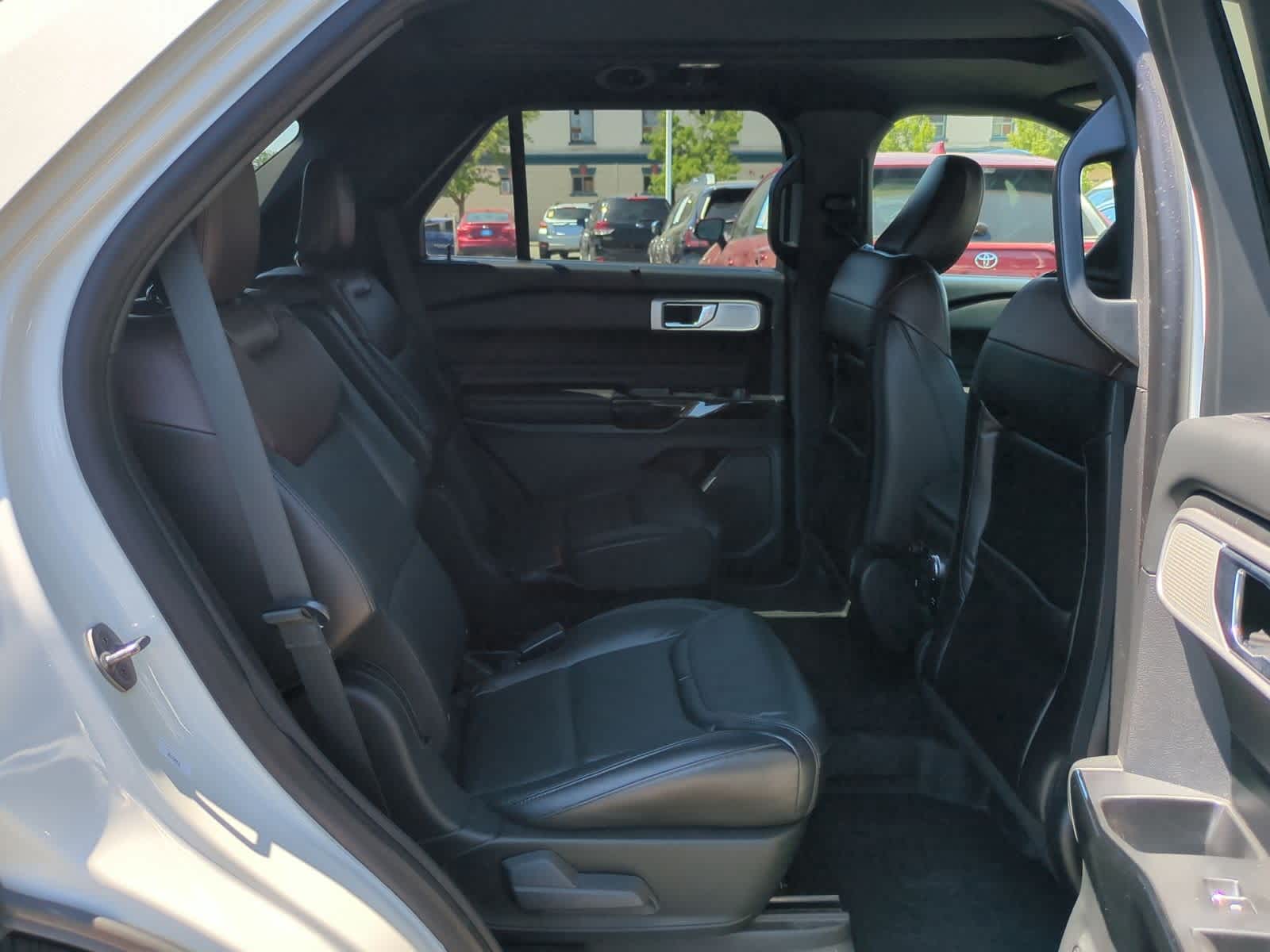 Thumbnail: 2021 Ford Explorer - 22