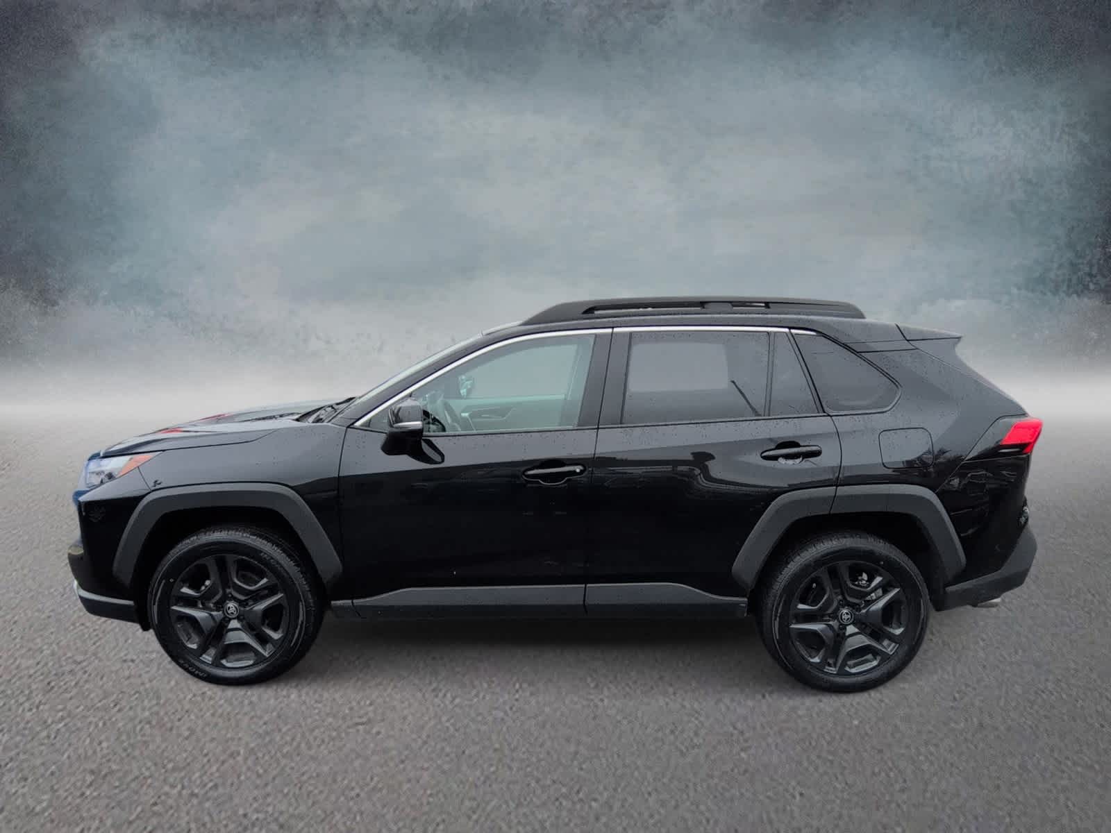 Thumbnail: 2024 Toyota RAV4 - 5