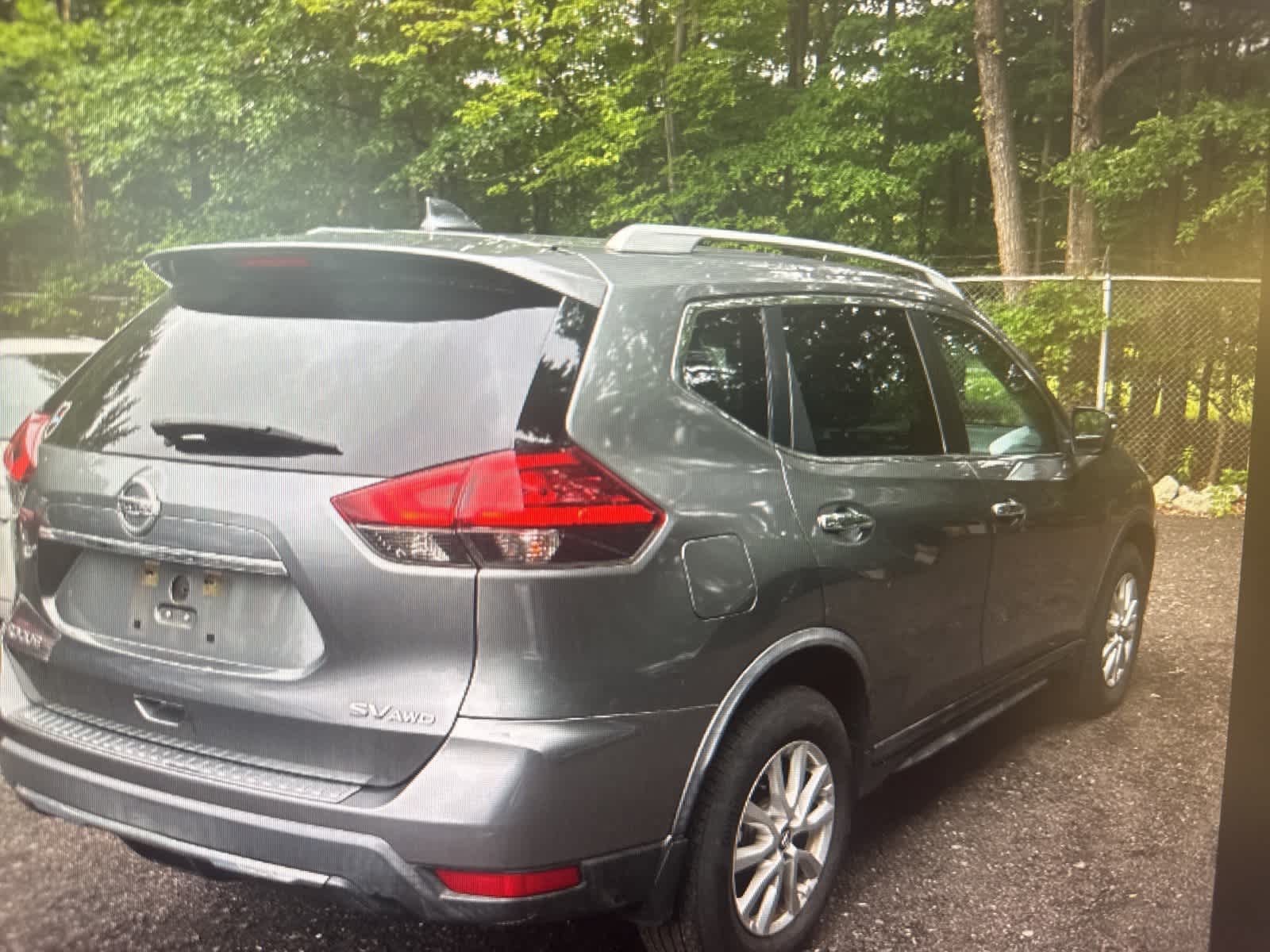 2017 Nissan Rogue SV 5