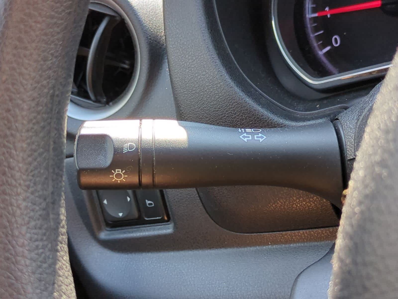 Thumbnail: 2016 Nissan Versa - 27