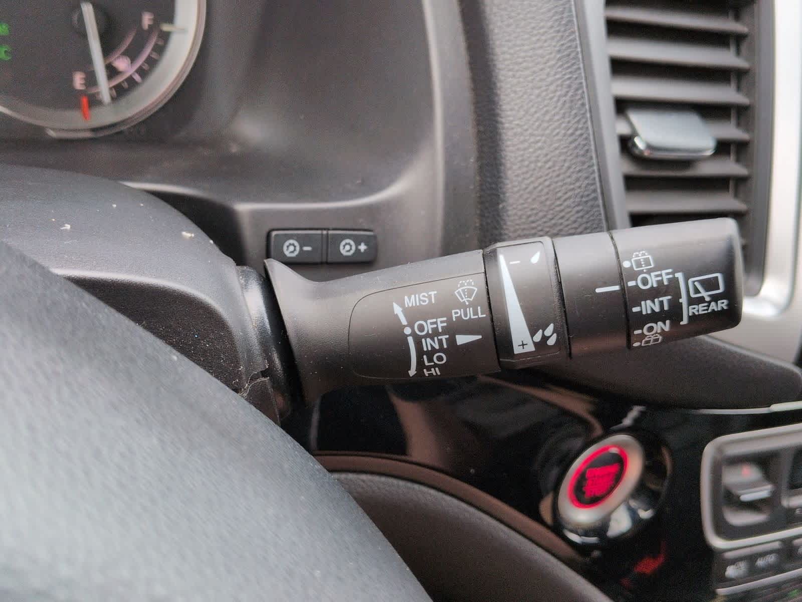 Thumbnail: 2017 Honda Pilot - 27