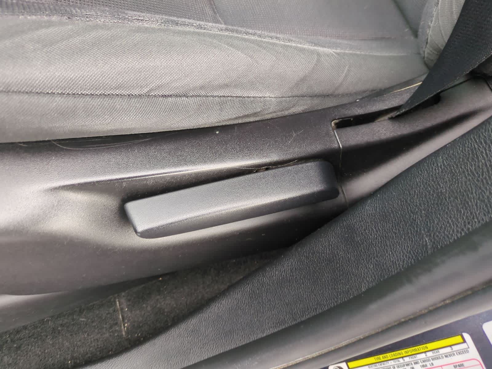 Thumbnail: 2012 Jeep Grand Cherokee - 17