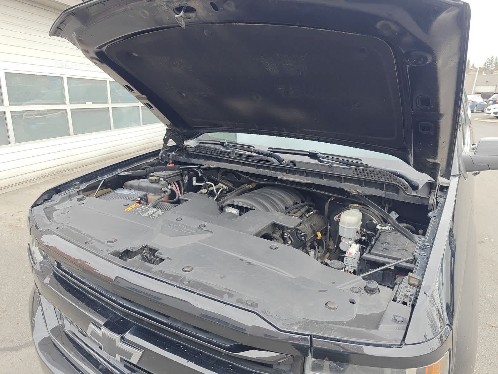 Thumbnail: 2018 Chevrolet Silverado 1500 - 15