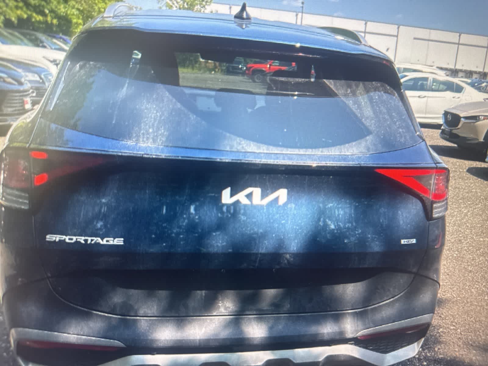 Thumbnail: 2023 Kia Sportage - 4