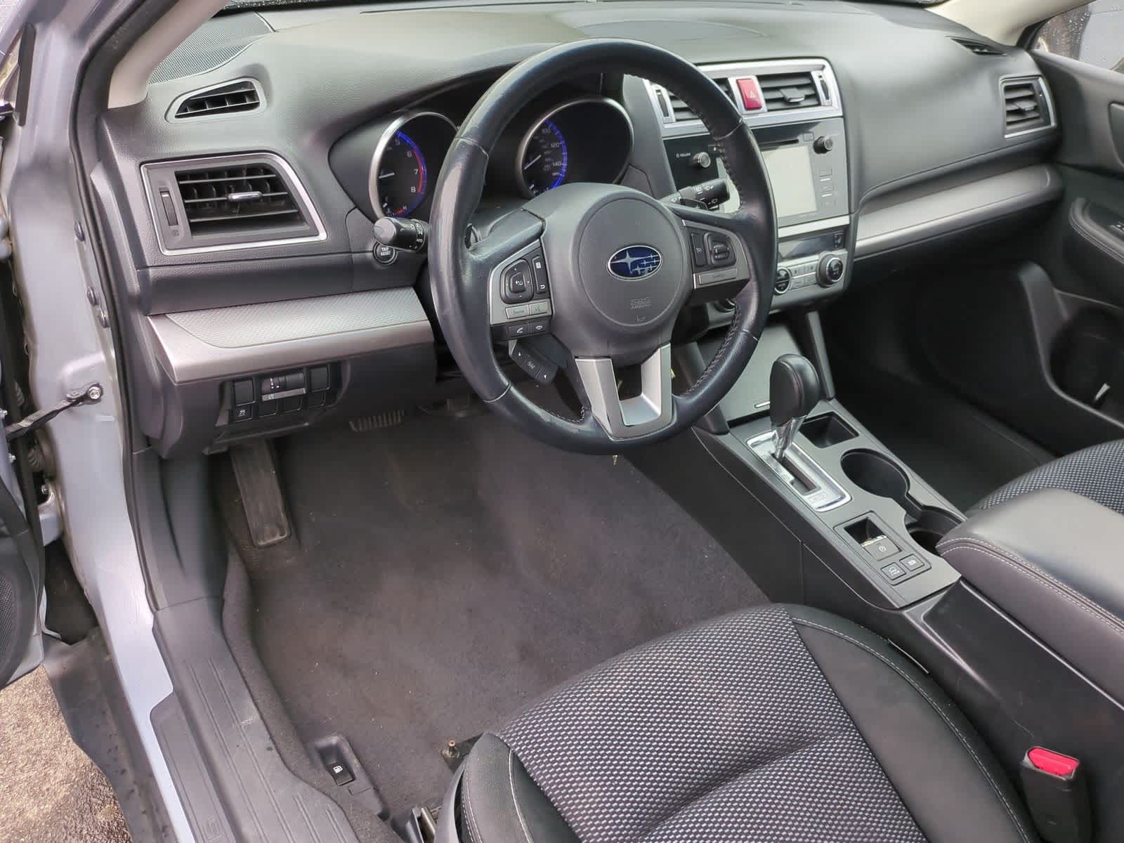 Thumbnail: 2015 Subaru Outback - 10