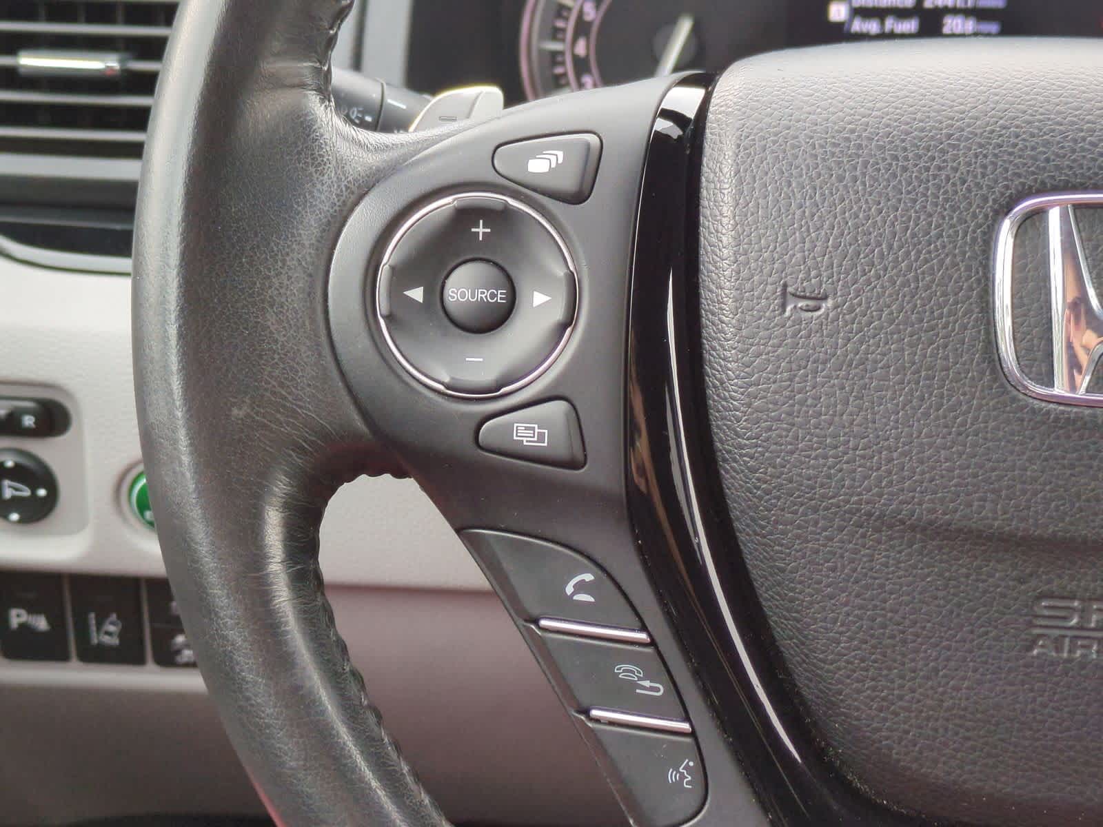 Thumbnail: 2018 Honda Pilot - 25