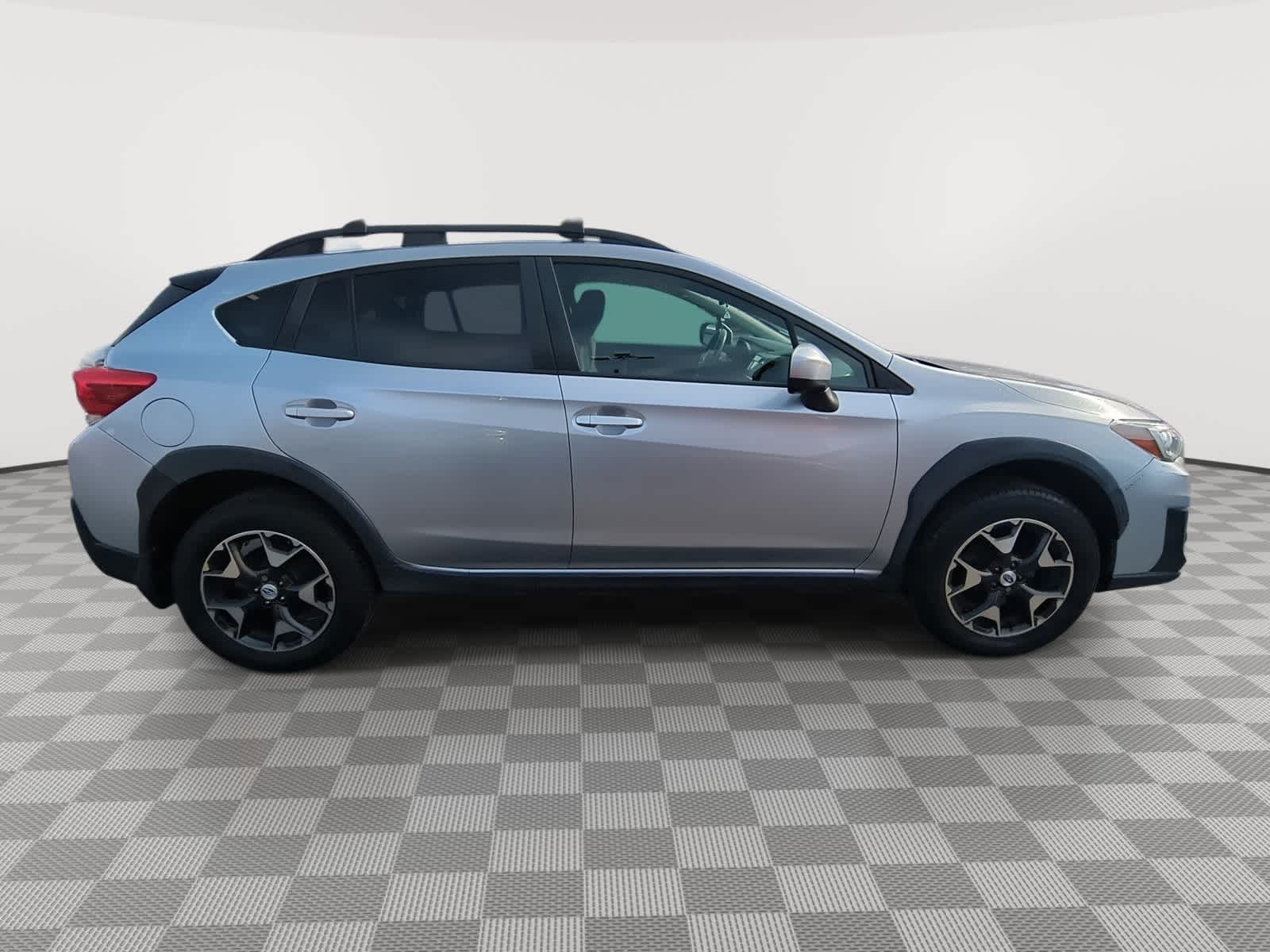 Thumbnail: 2018 Subaru Crosstrek - 9