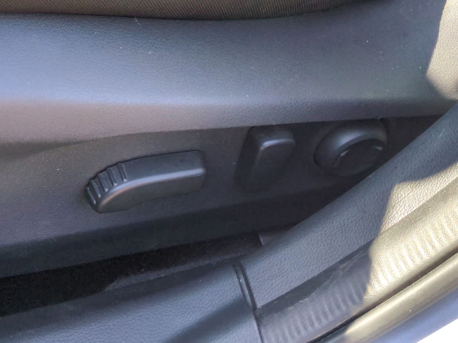 Thumbnail: 2022 Subaru Legacy - 17