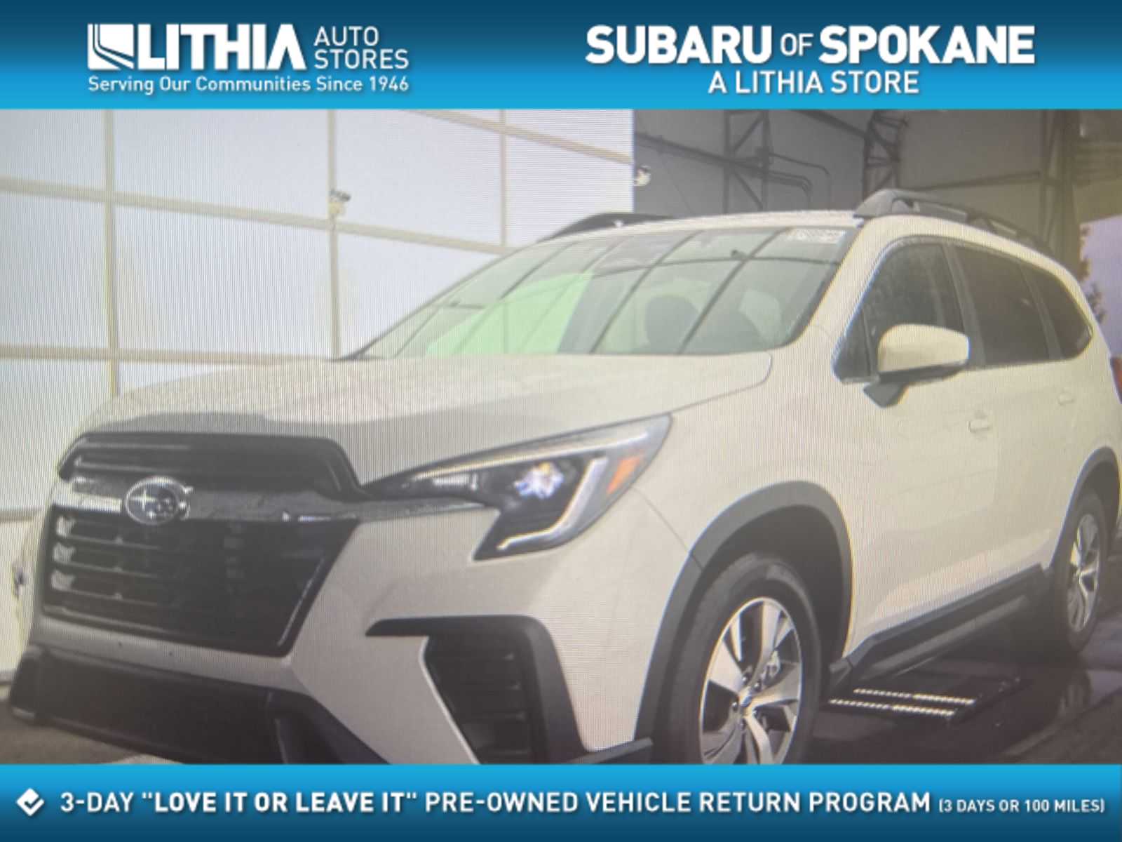 2025 Subaru Ascent Premium 7 Passenger's photo