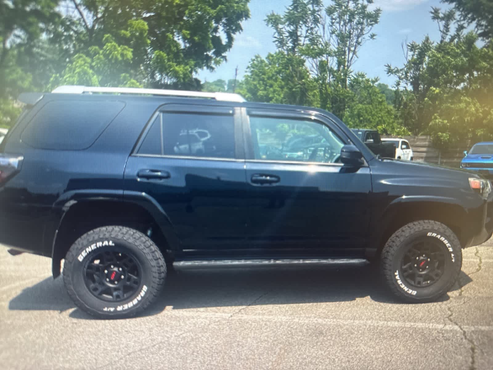 Thumbnail: 2014 Toyota 4Runner - 6