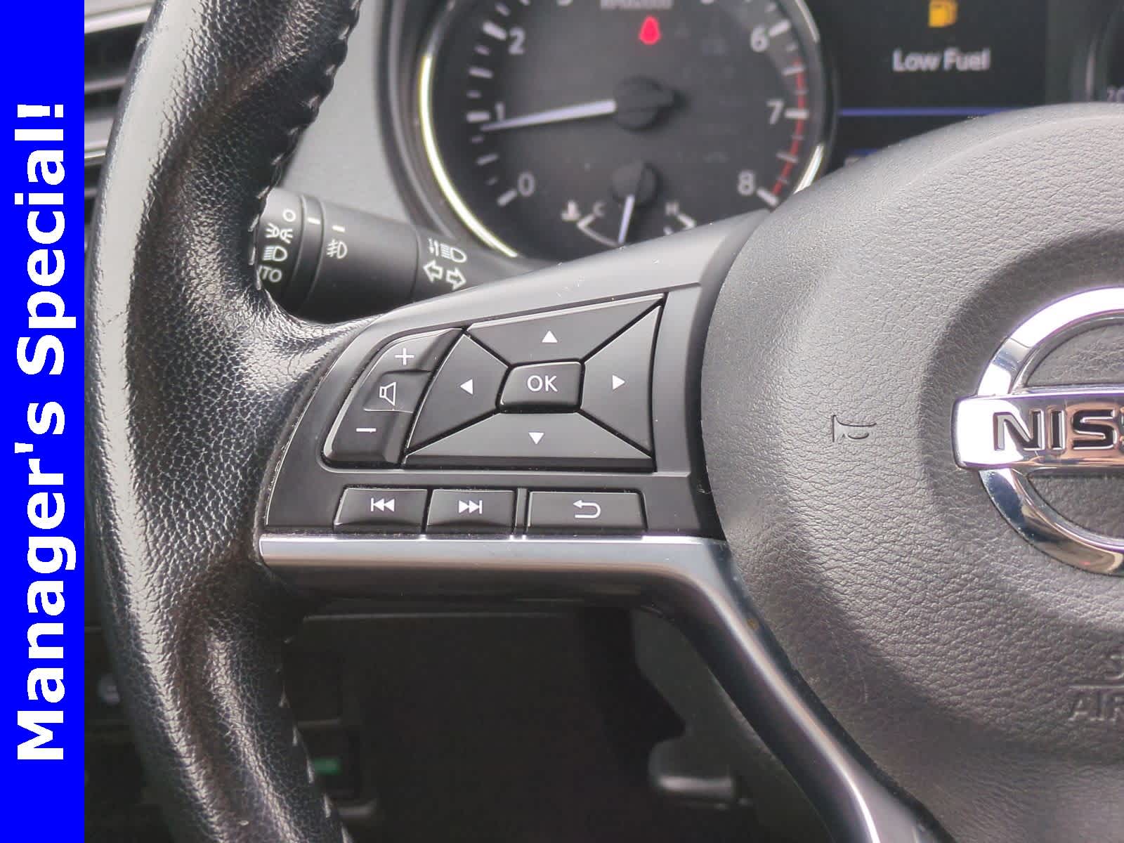 Thumbnail: 2022 Nissan Rogue Sport - 24