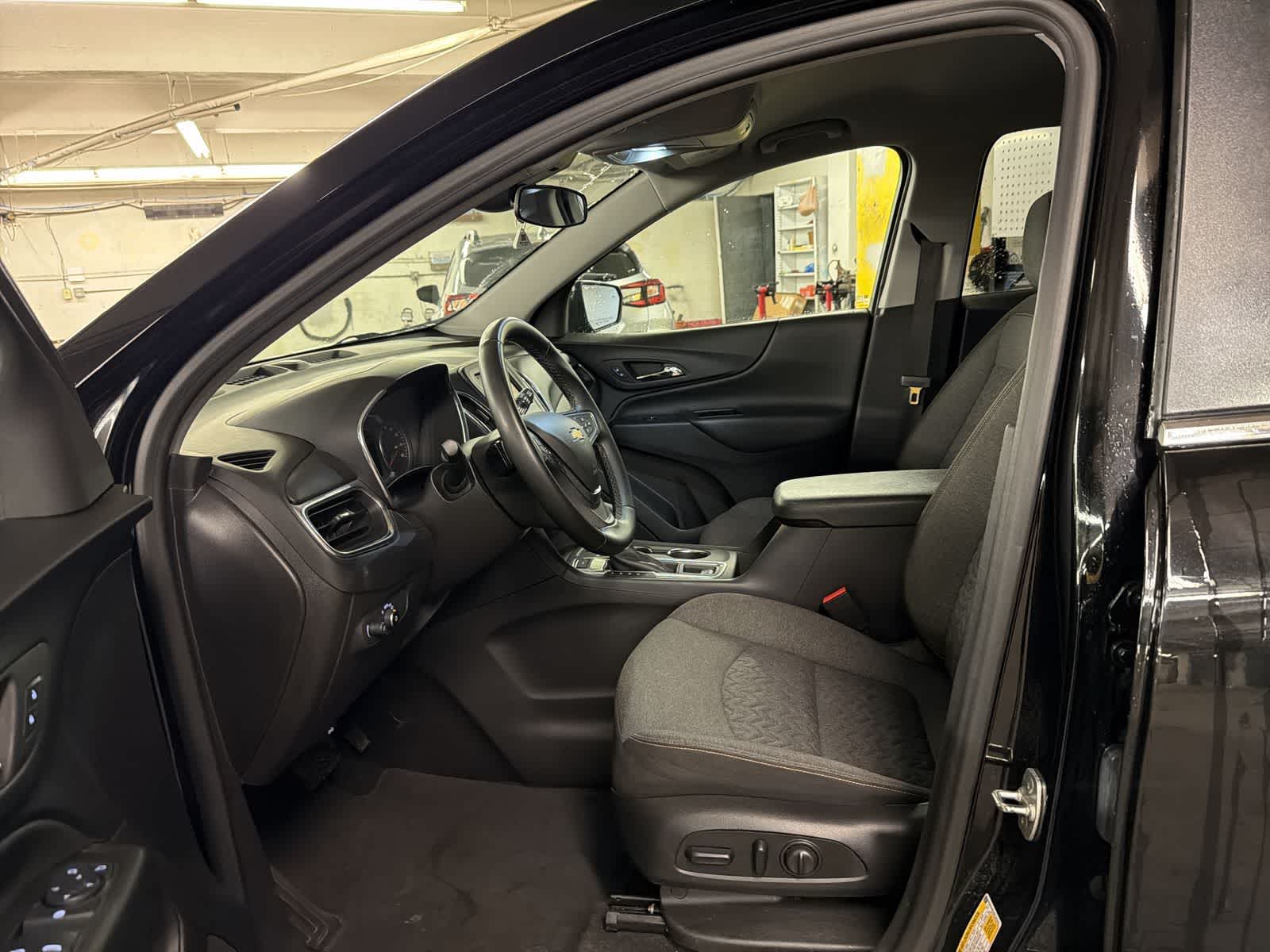 Thumbnail: 2024 Chevrolet Equinox - 10