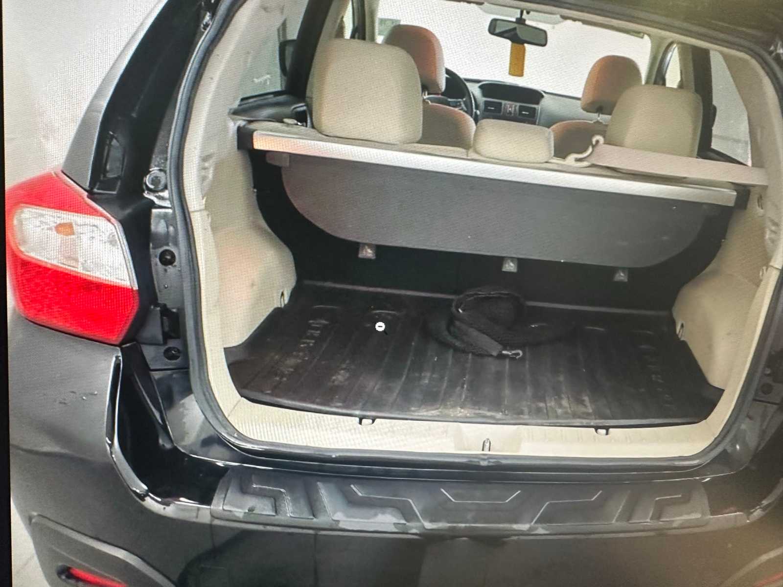 2013 Subaru XV Crosstrek Premium 10