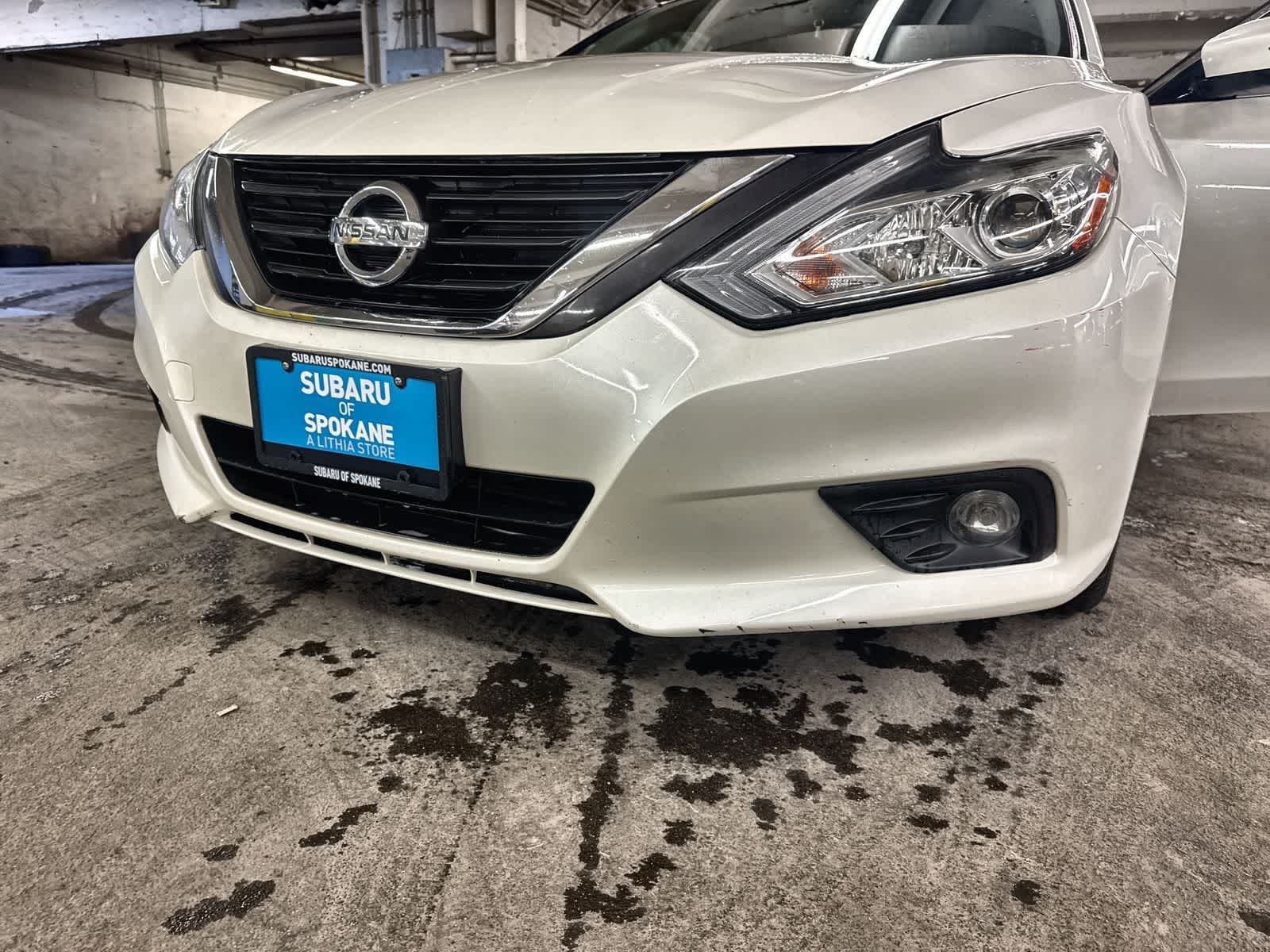 Thumbnail: 2017 Nissan Altima - 11