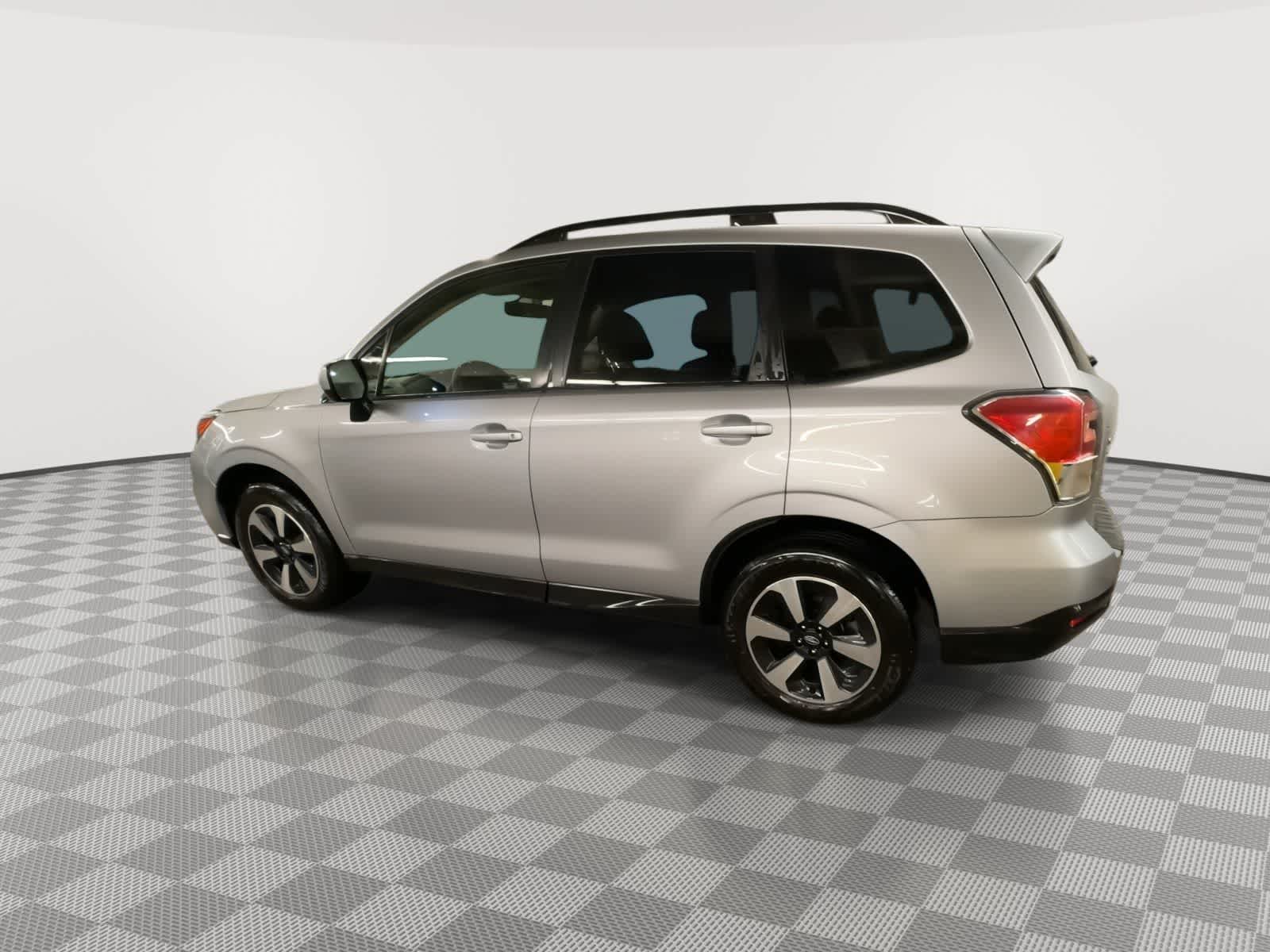 Thumbnail: 2017 Subaru Forester - 6