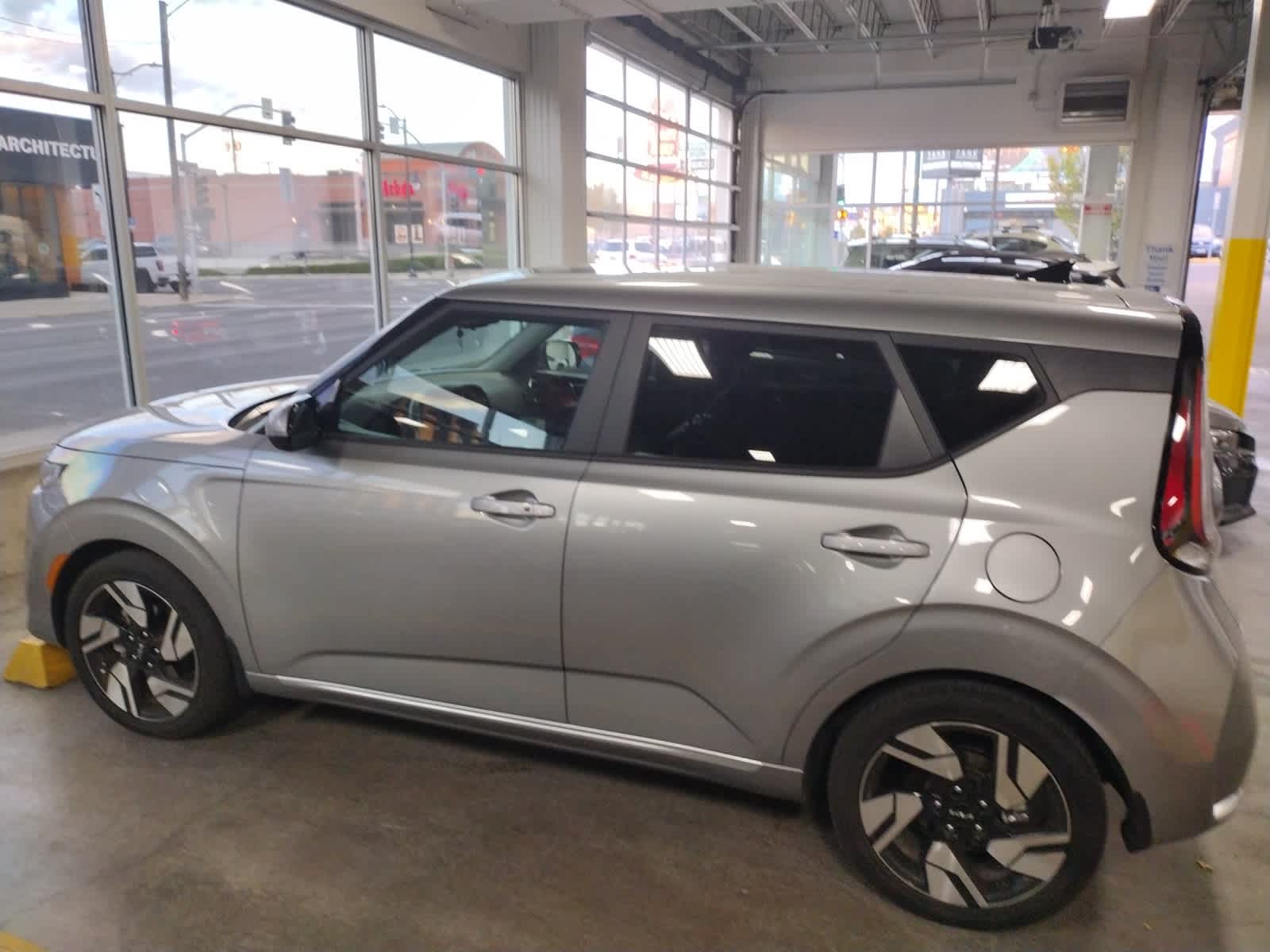 Thumbnail: 2023 Kia Soul - 5