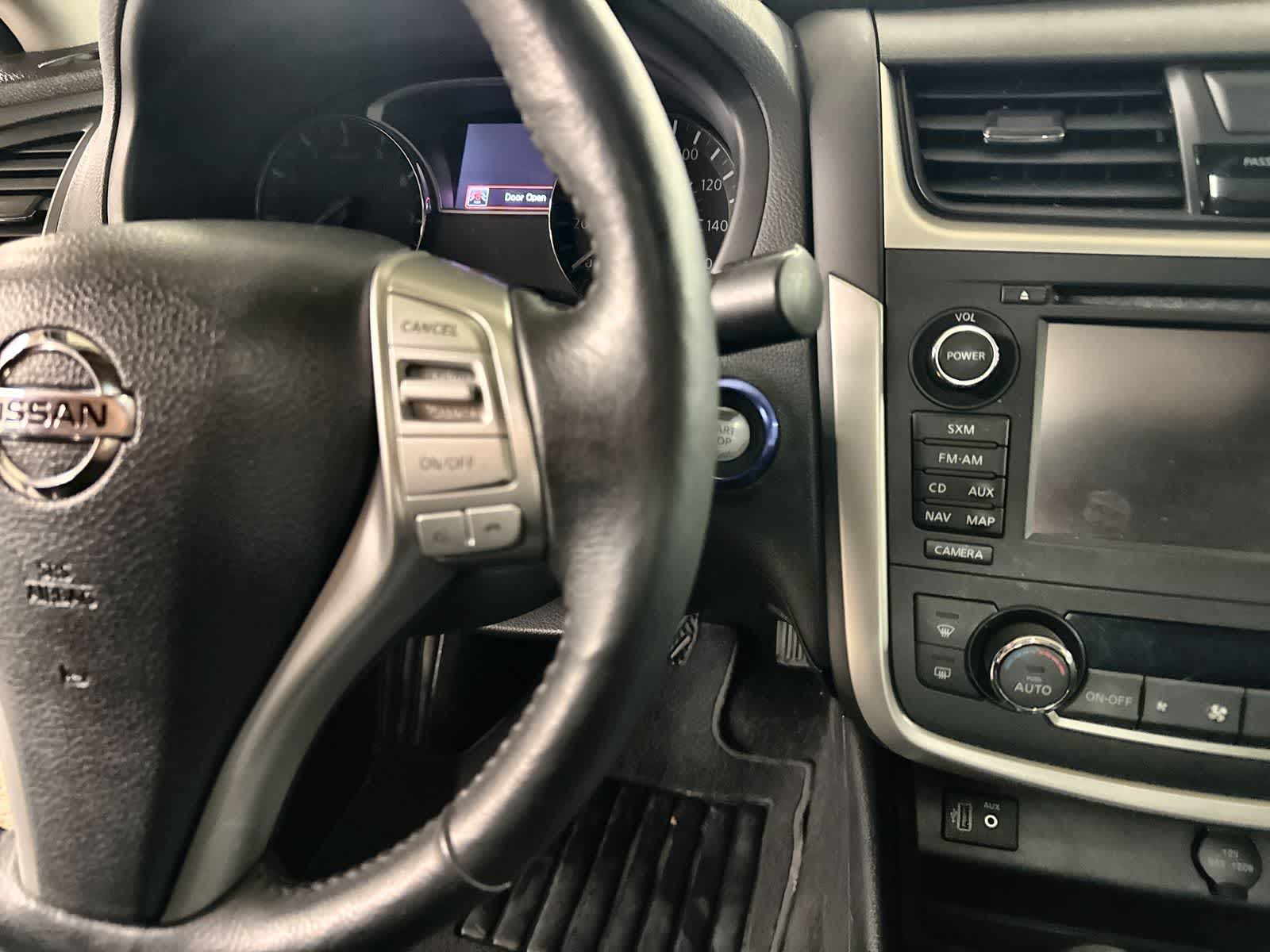 Thumbnail: 2017 Nissan Altima - 27