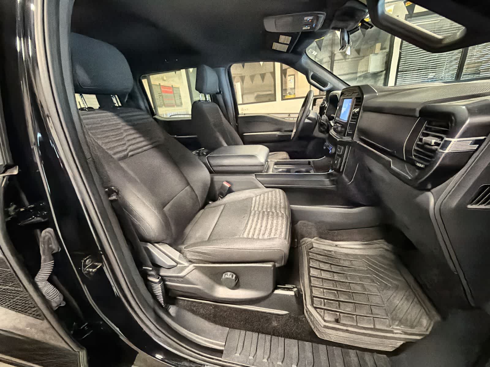 Thumbnail: 2021 Ford F-150 - 21