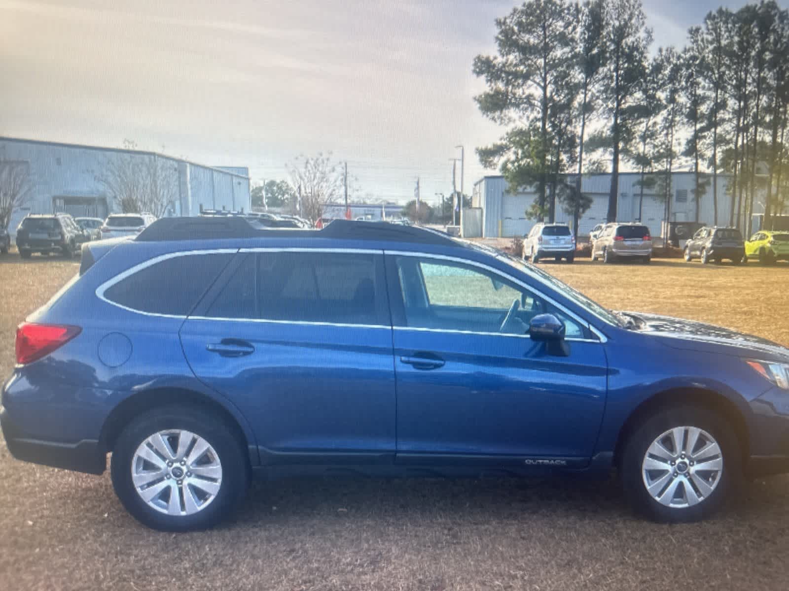 Thumbnail: 2019 Subaru Outback - 6