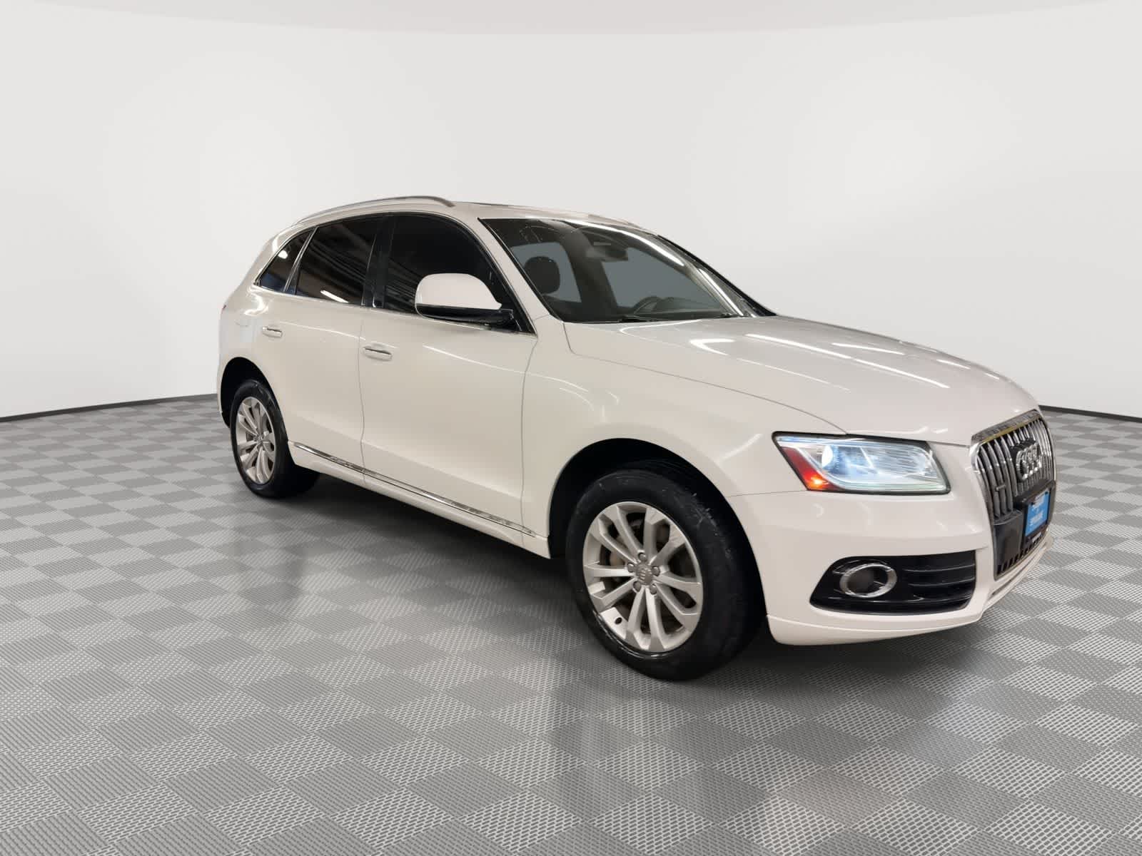 Thumbnail: 2015 Audi Q5 - 2