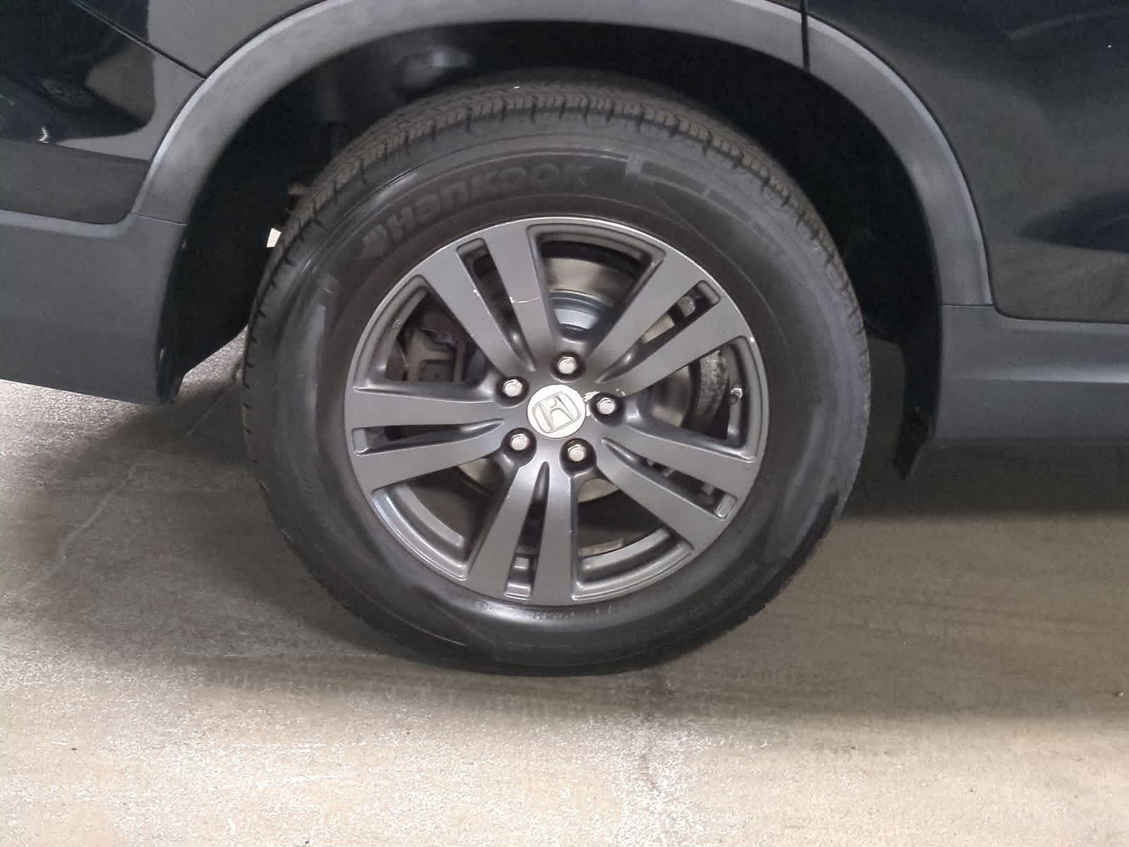 Thumbnail: 2016 Honda Pilot - 14
