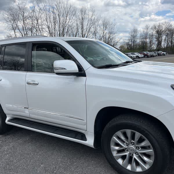 Thumbnail: 2019 Lexus GX - 14
