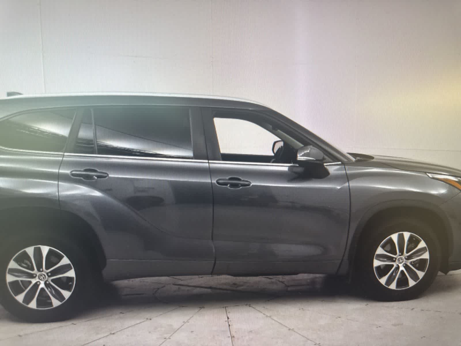 2023 Toyota Highlander XLE - Photo 43